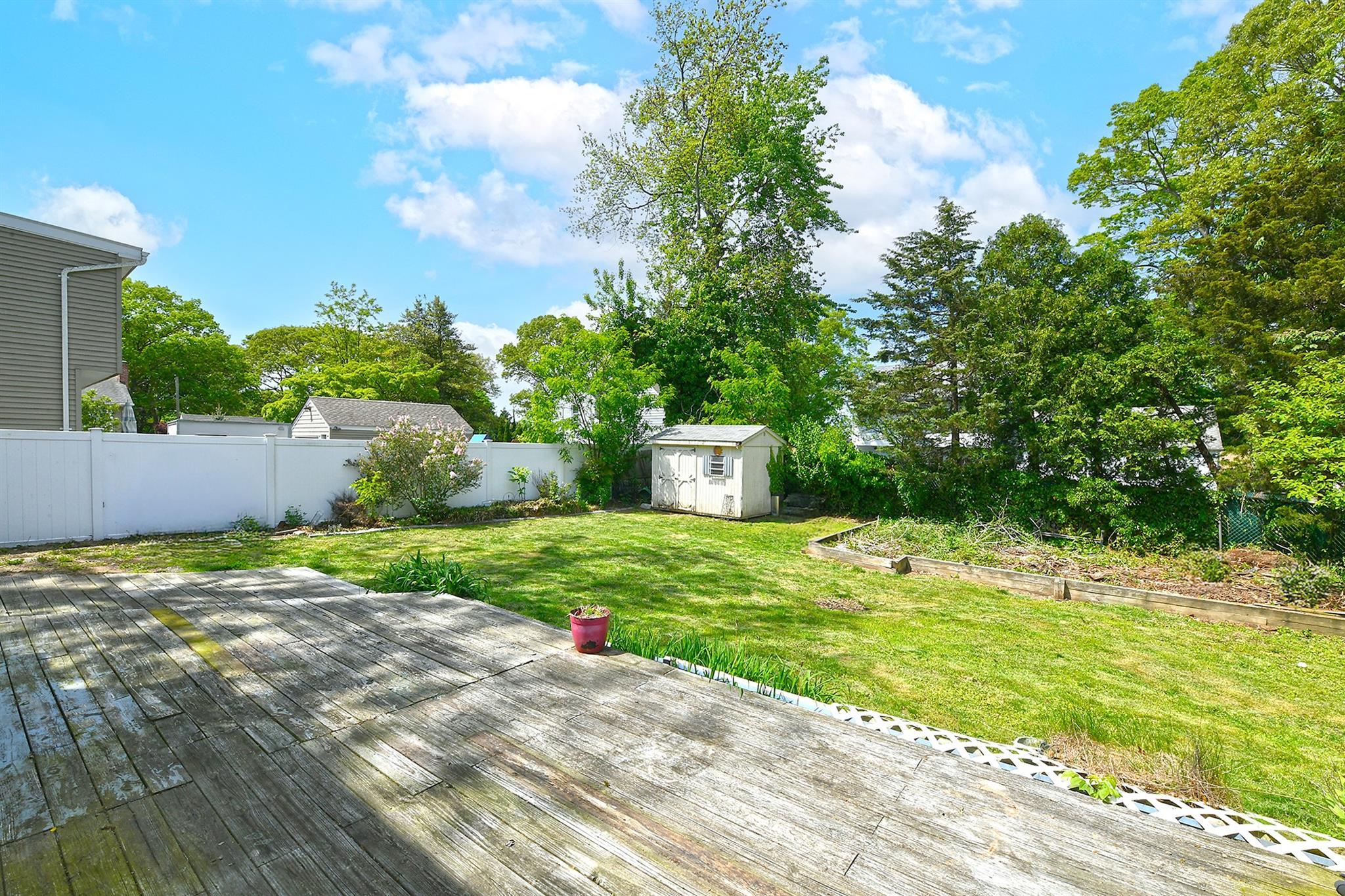 Single Family Hunters  Suffolk County, NY 11746, MLS-859414-15