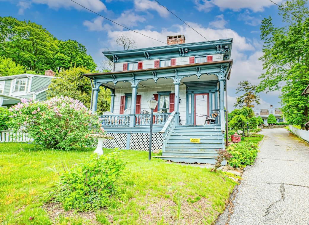 Single Family Broadway  Suffolk County, NY 11777, MLS-859424-2