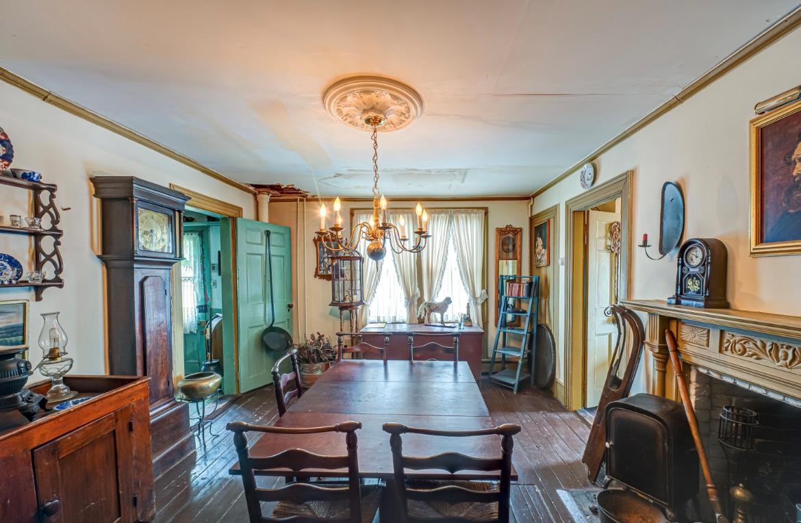 Single Family Broadway  Suffolk County, NY 11777, MLS-859424-7