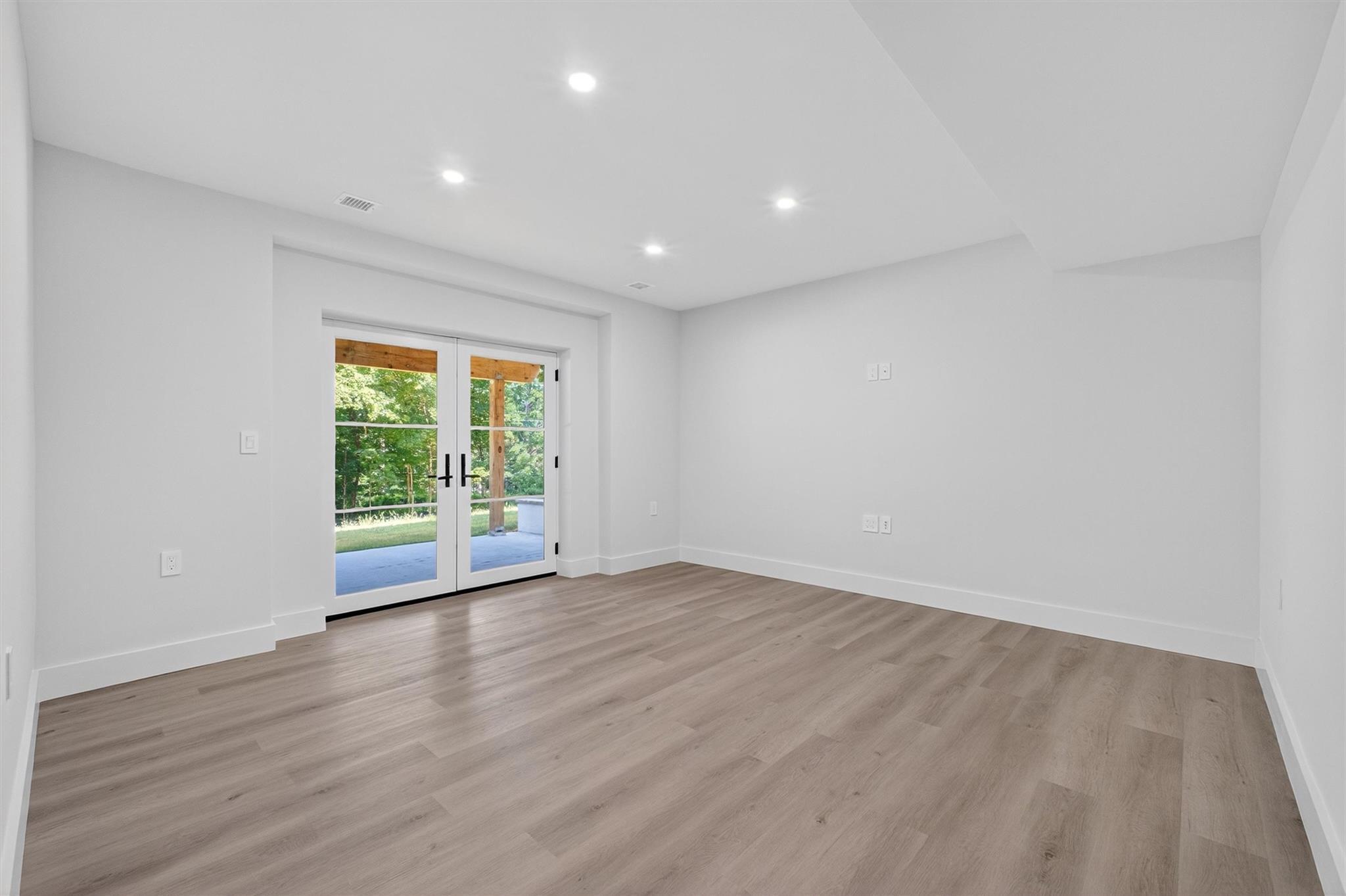 Single Family Stonehouse  Westchester County, NY 10589, MLS-859440-39