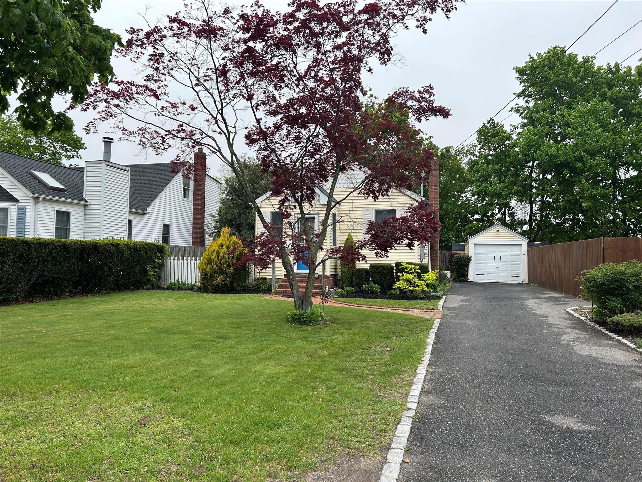 Single Family Sutton  Suffolk County, NY 11795, MLS-859443-4