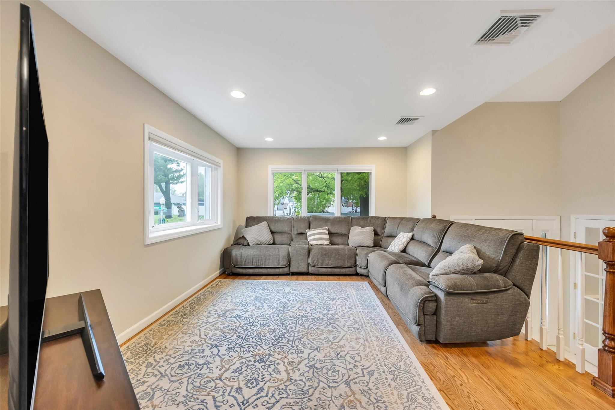 Single Family Rensselaer  Suffolk County, NY 11725, MLS-859454-15
