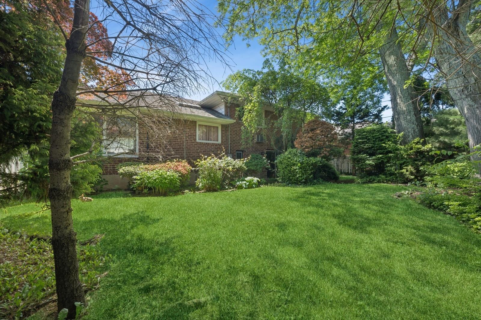 Single Family Carling  Nassau County, NY 11040, MLS-859459-27