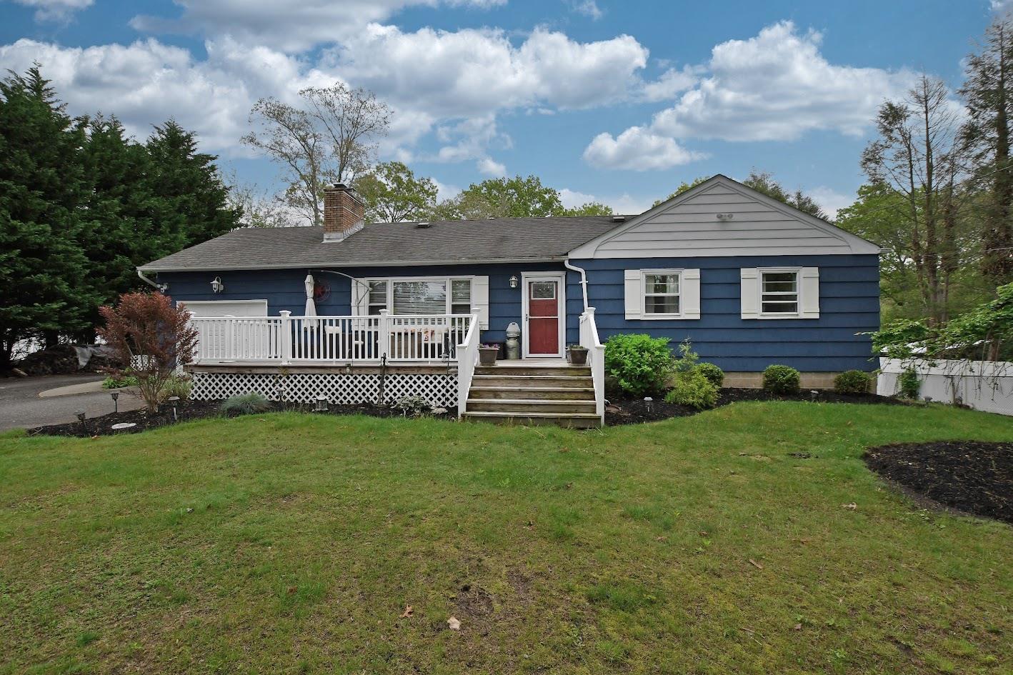 Single Family Chestnut  Suffolk County, NY 11766, MLS-859502-2