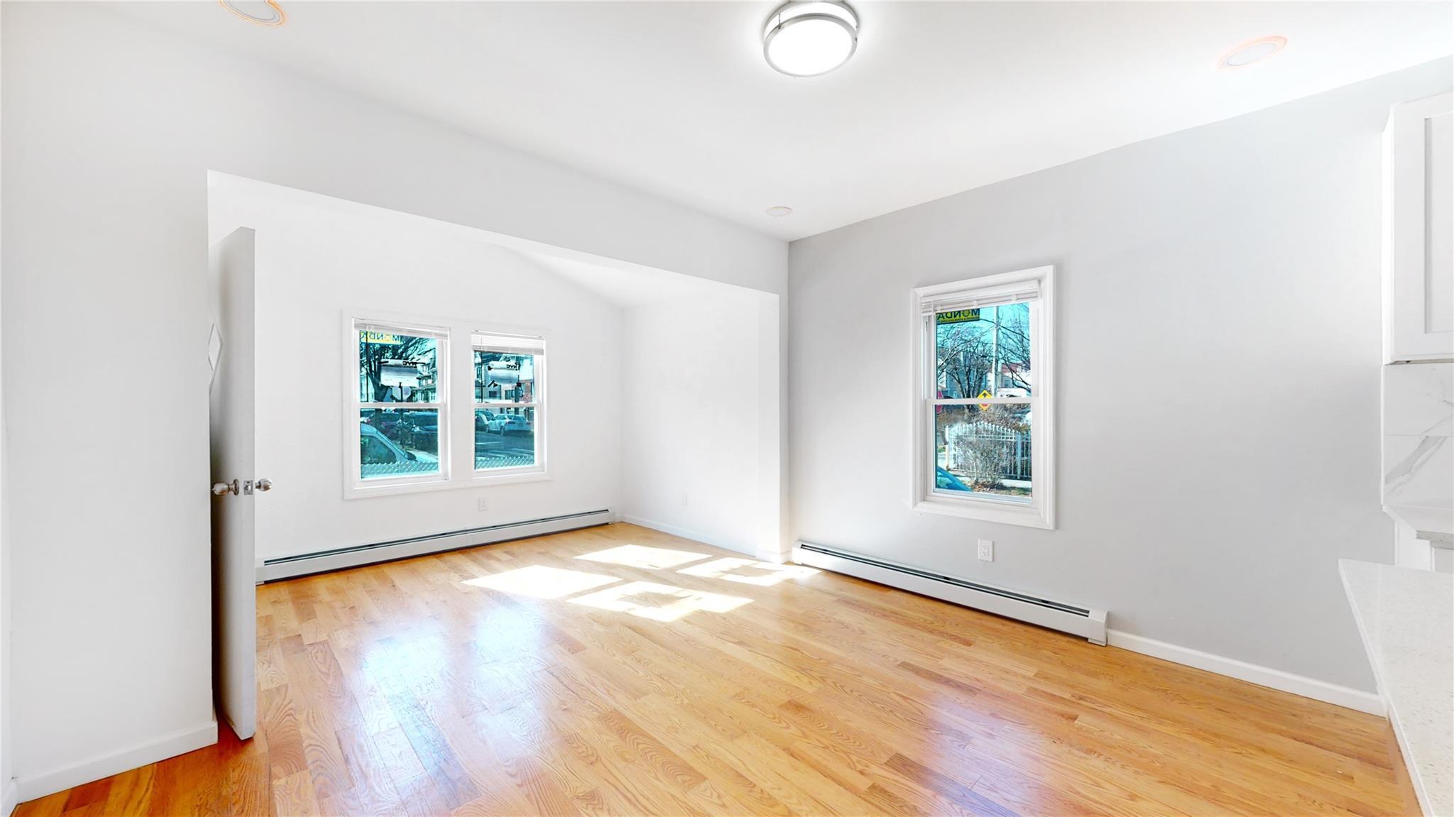 Single Family Liverpool  Queens, NY 11435, MLS-859506-2
