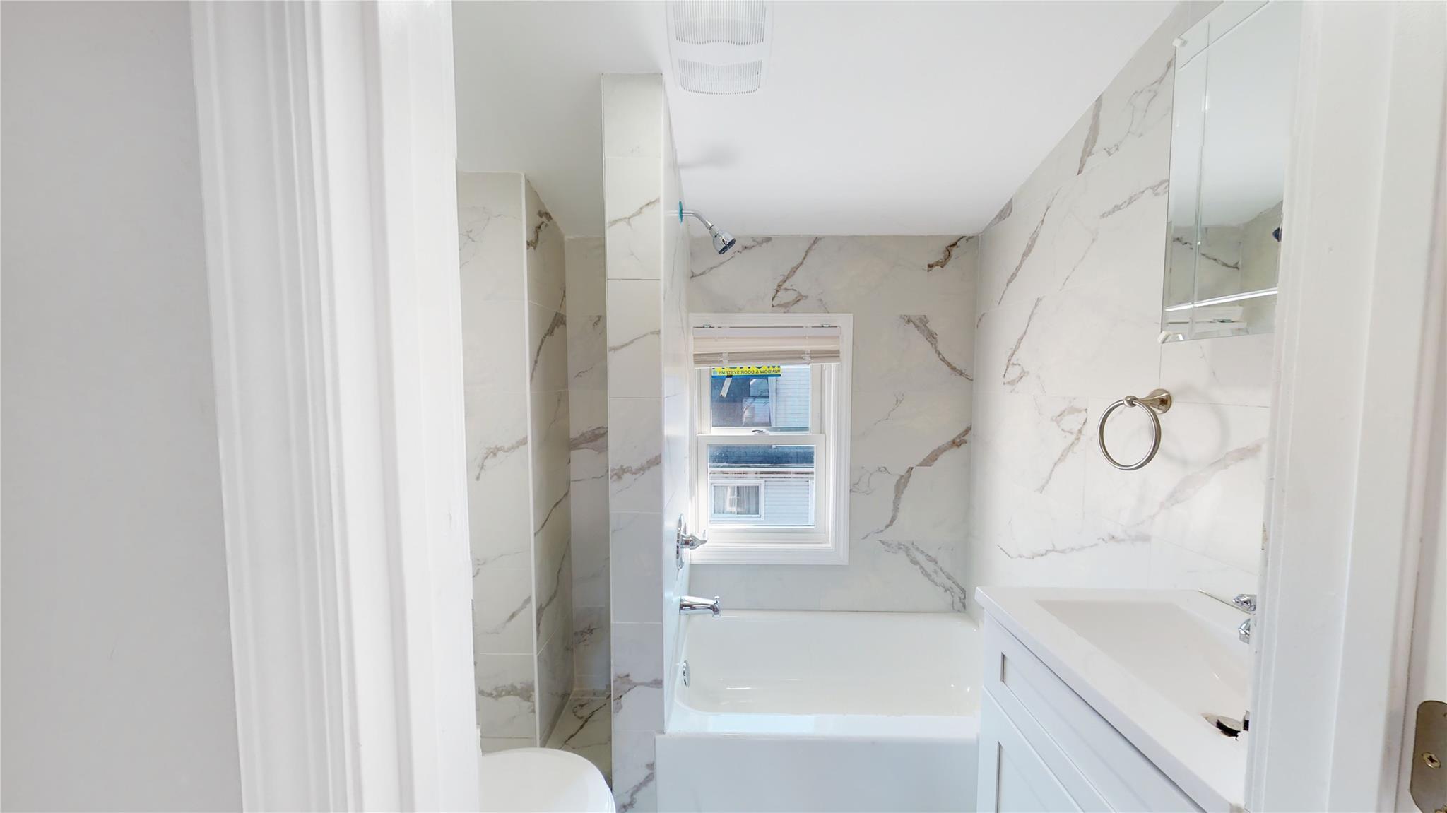 Single Family Liverpool  Queens, NY 11435, MLS-859506-28