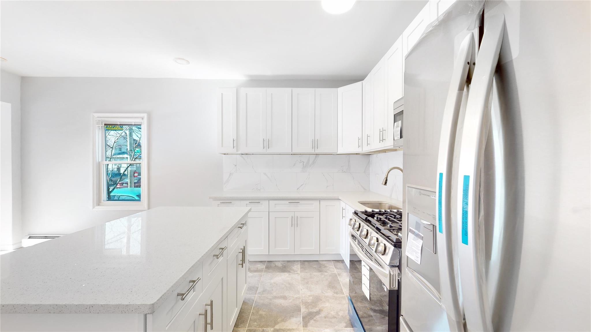 Single Family Liverpool  Queens, NY 11435, MLS-859506-7