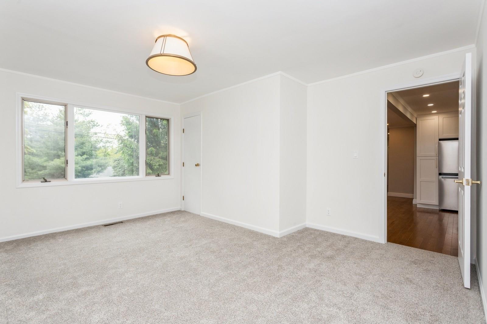 Single Family Marietta  Westchester County, NY 10532, MLS-859519-17