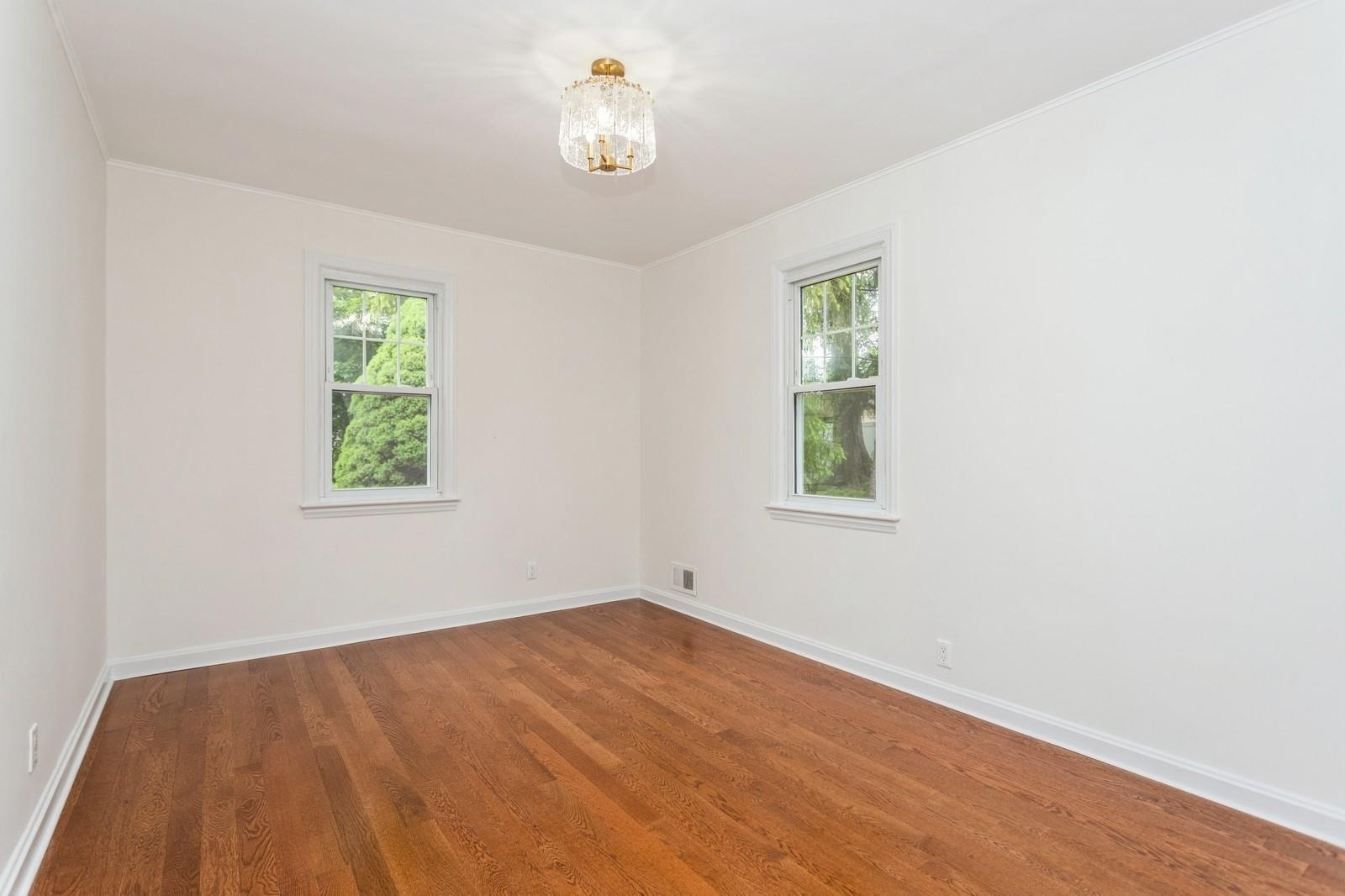 Single Family Marietta  Westchester County, NY 10532, MLS-859519-21