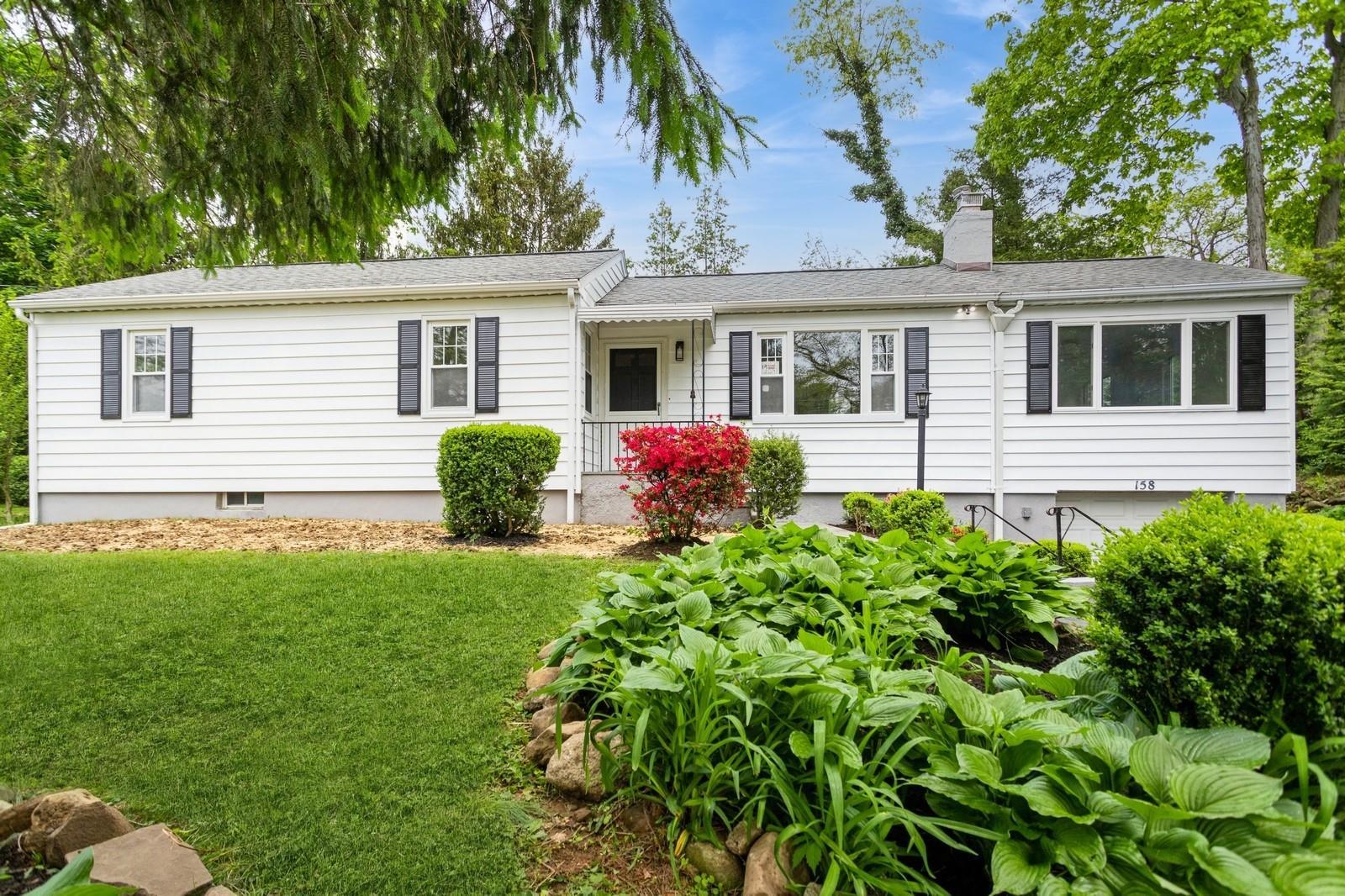 Single Family Marietta  Westchester County, NY 10532, MLS-859519-29