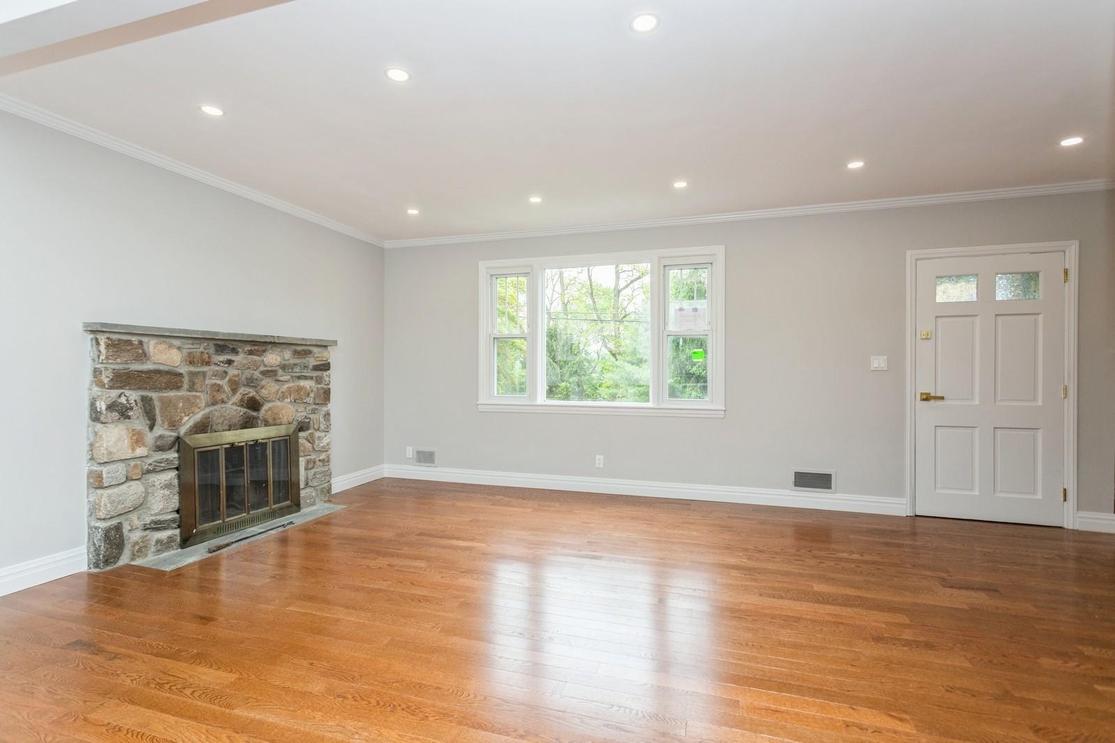 Single Family Marietta  Westchester County, NY 10532, MLS-859519-3