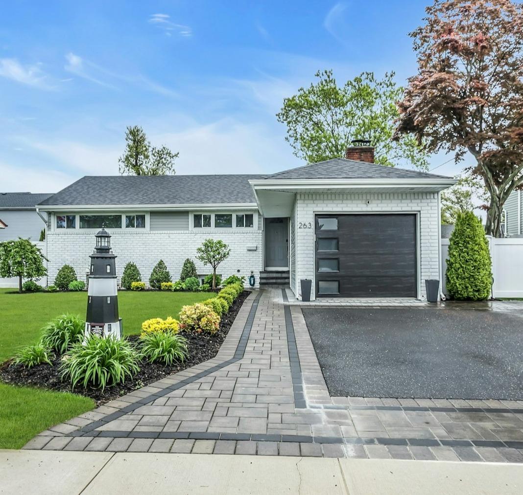 Single Family 1st  Nassau County, NY 11762, MLS-859523-2