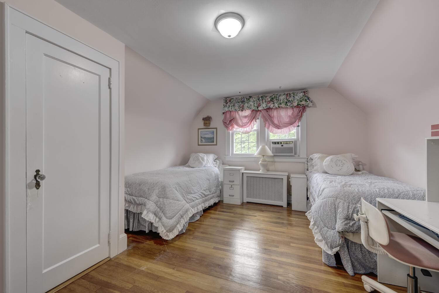 Single Family Meadowsweet  Nassau County, NY 11501, MLS-859526-18