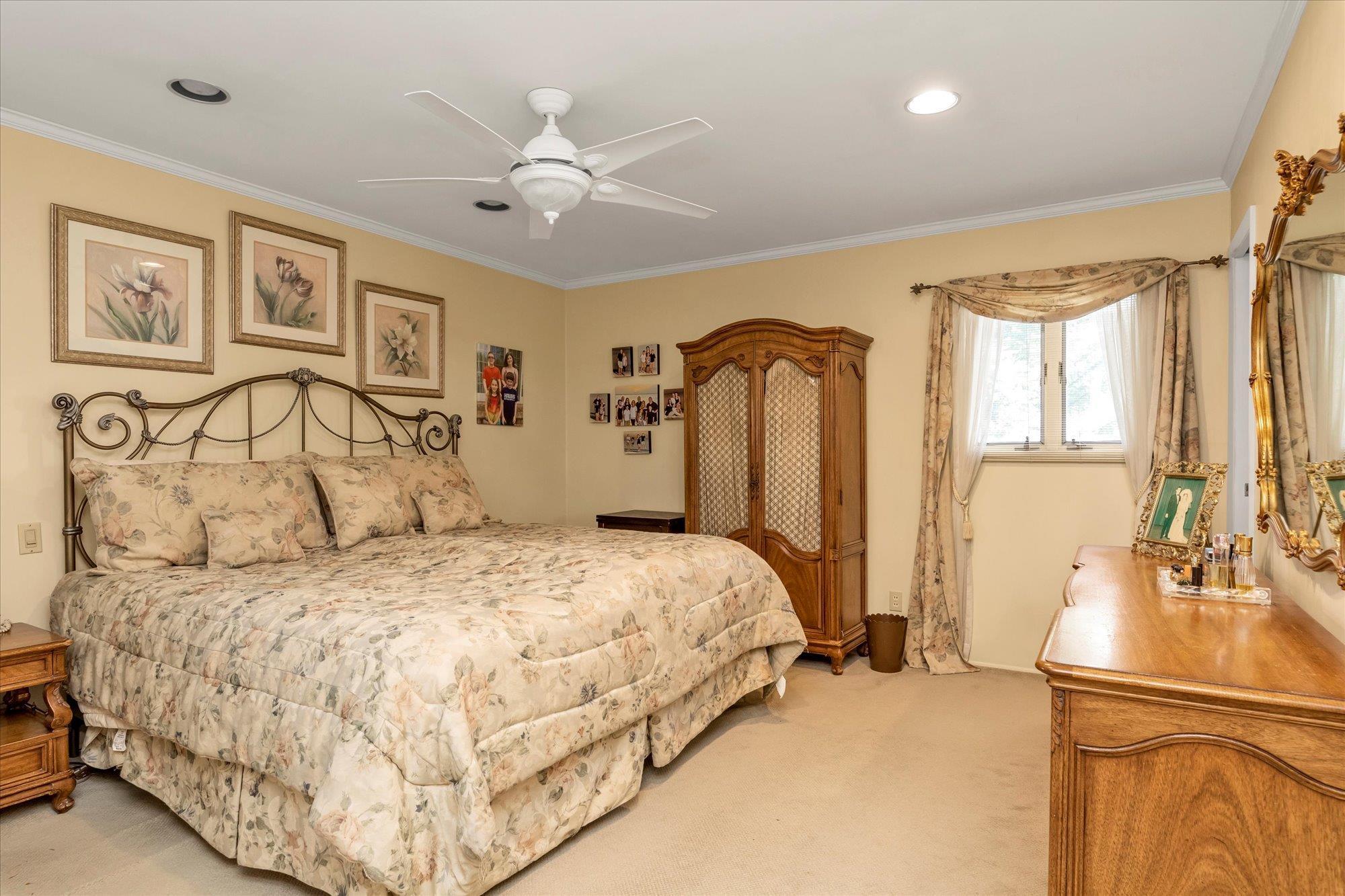 Single Family North Gate  Nassau County, NY 11566, MLS-859527-9