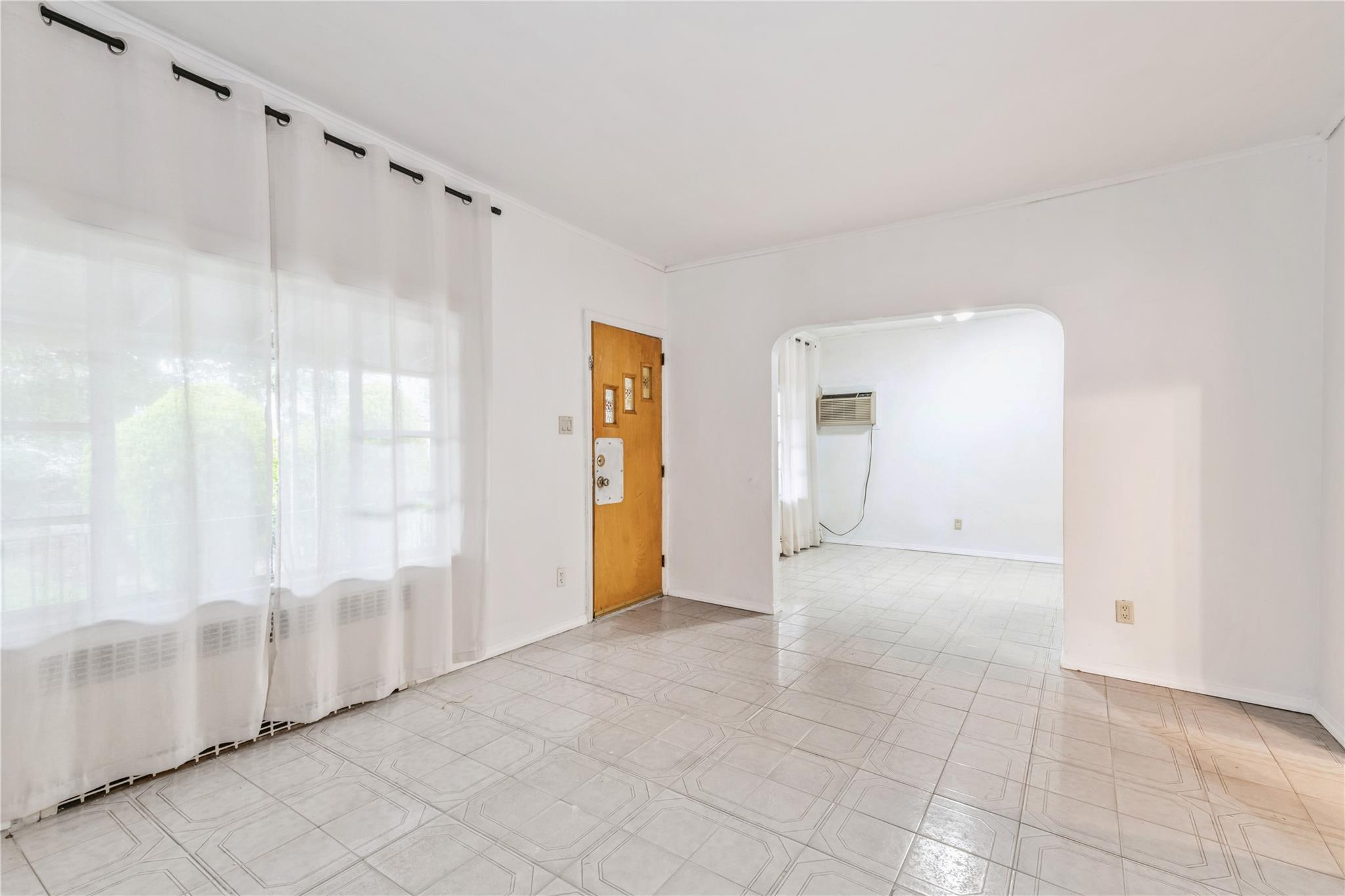 Single Family Oakley  Nassau County, NY 11003, MLS-859530-13