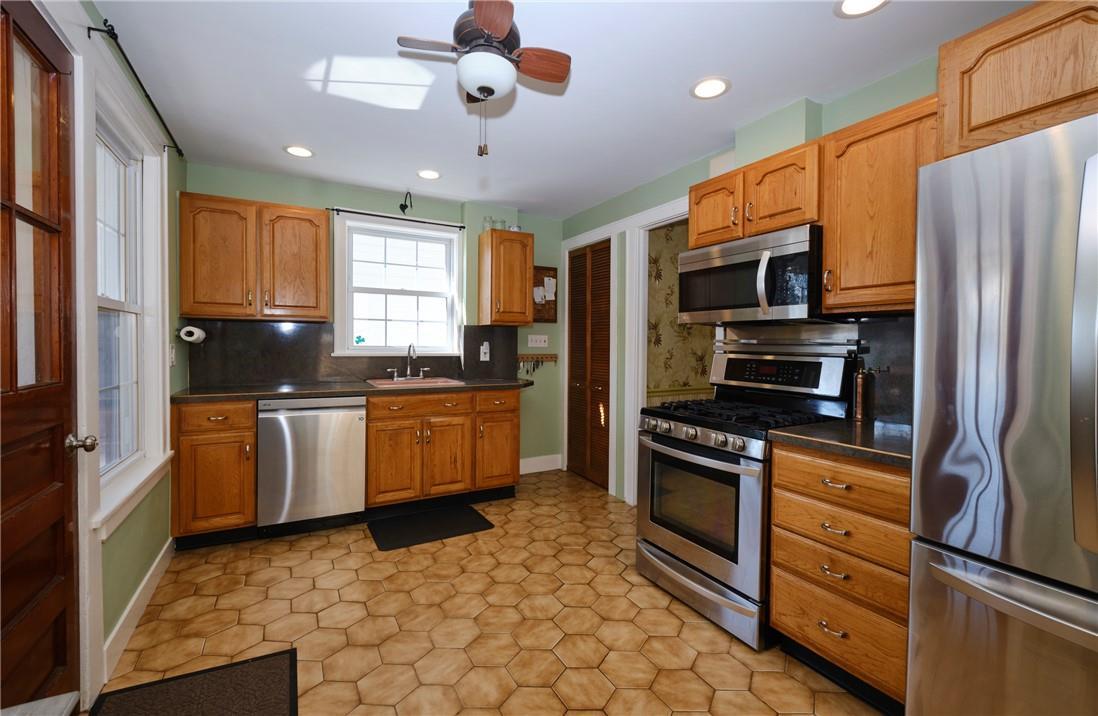 Single Family Pilot  Bronx, NY 10464, MLS-859542-10