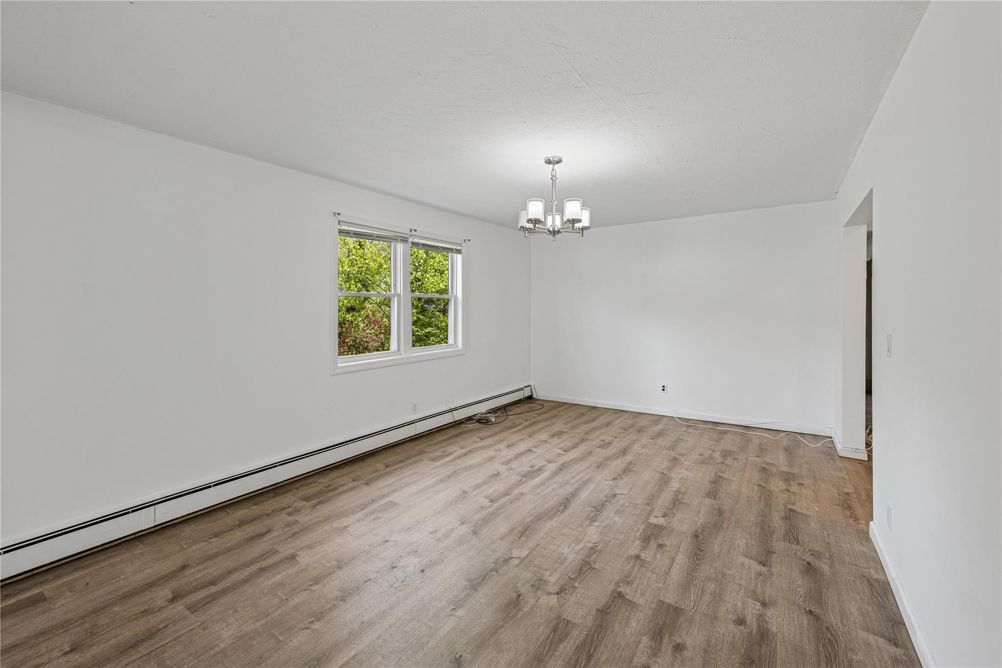 Single Family Oakdale  Suffolk County, NY 11784, MLS-859547-5