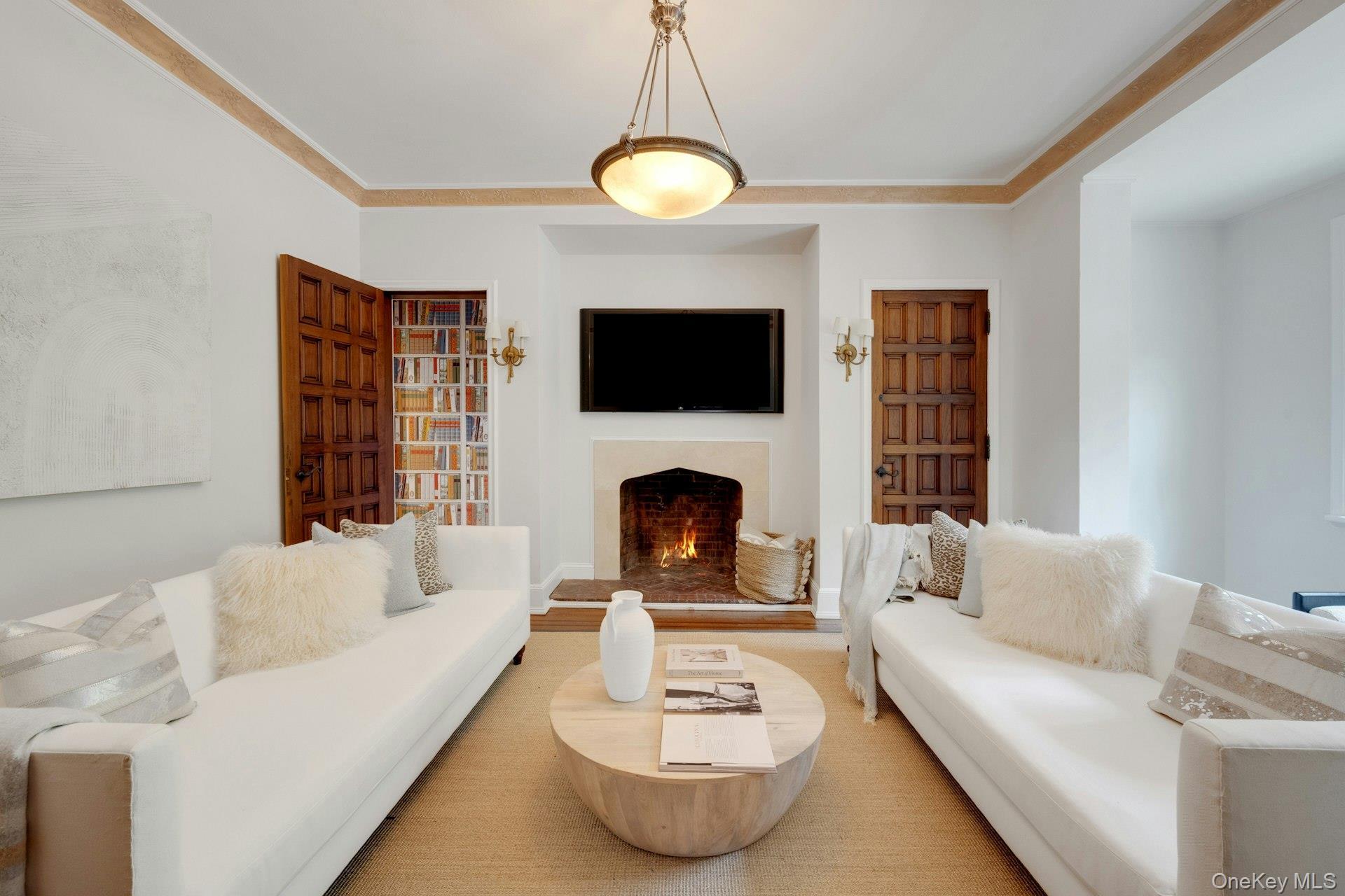 Single Family Cobb Westchester County, NY 10591, MLS-859558-12