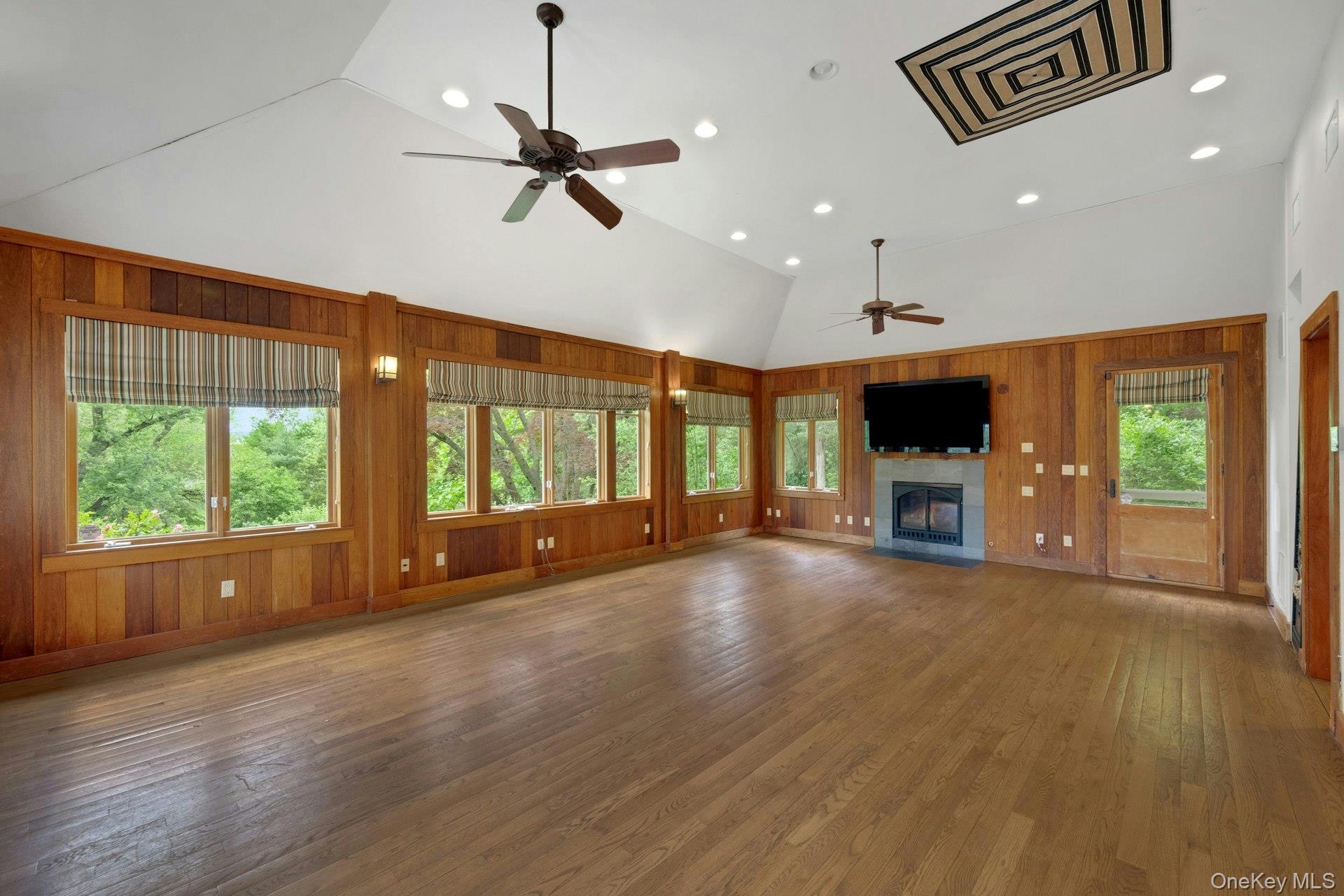 Single Family Cobb Westchester County, NY 10591, MLS-859558-28