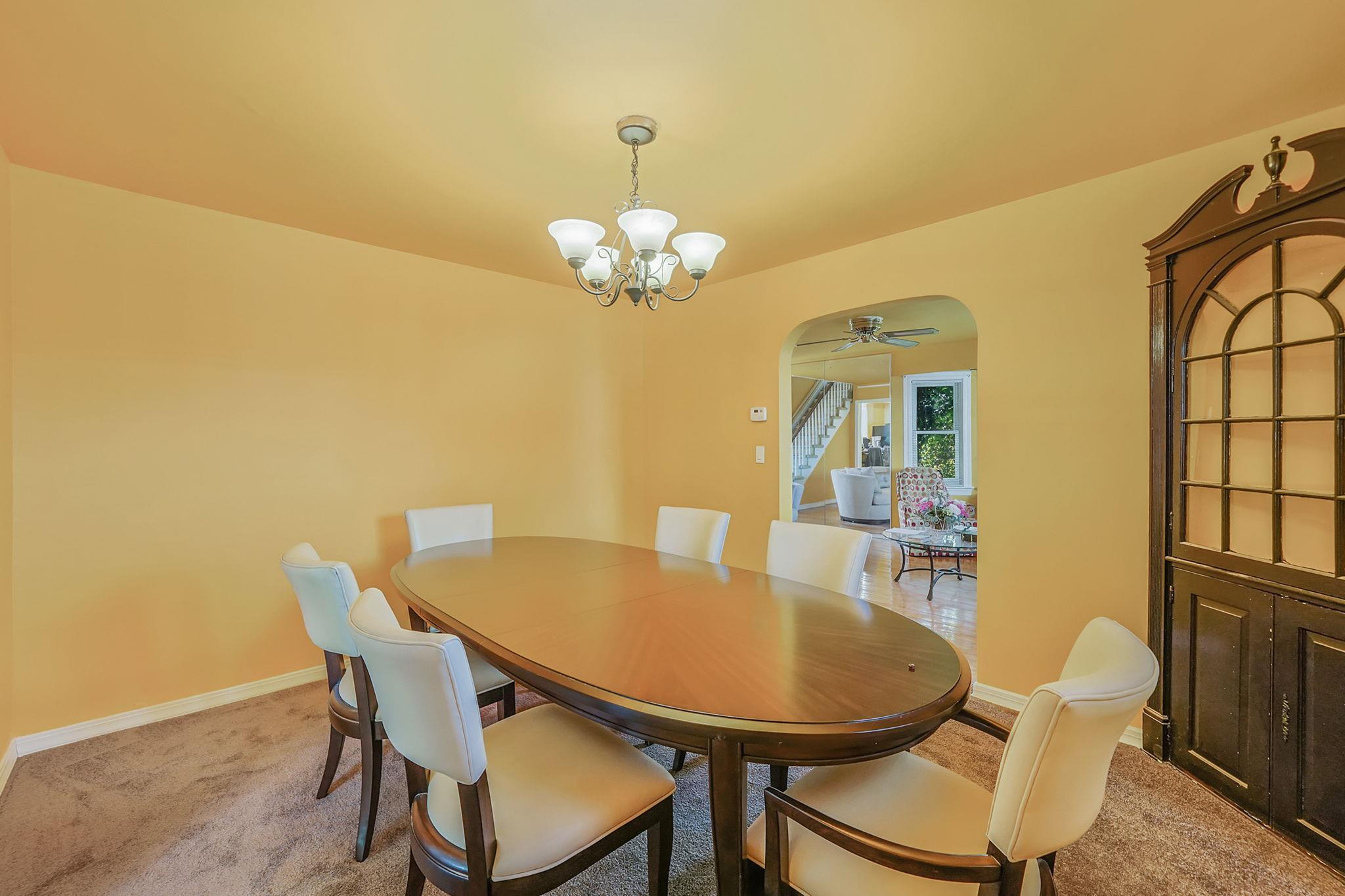 Single Family Elmwood  Nassau County, NY 11550, MLS-859568-8