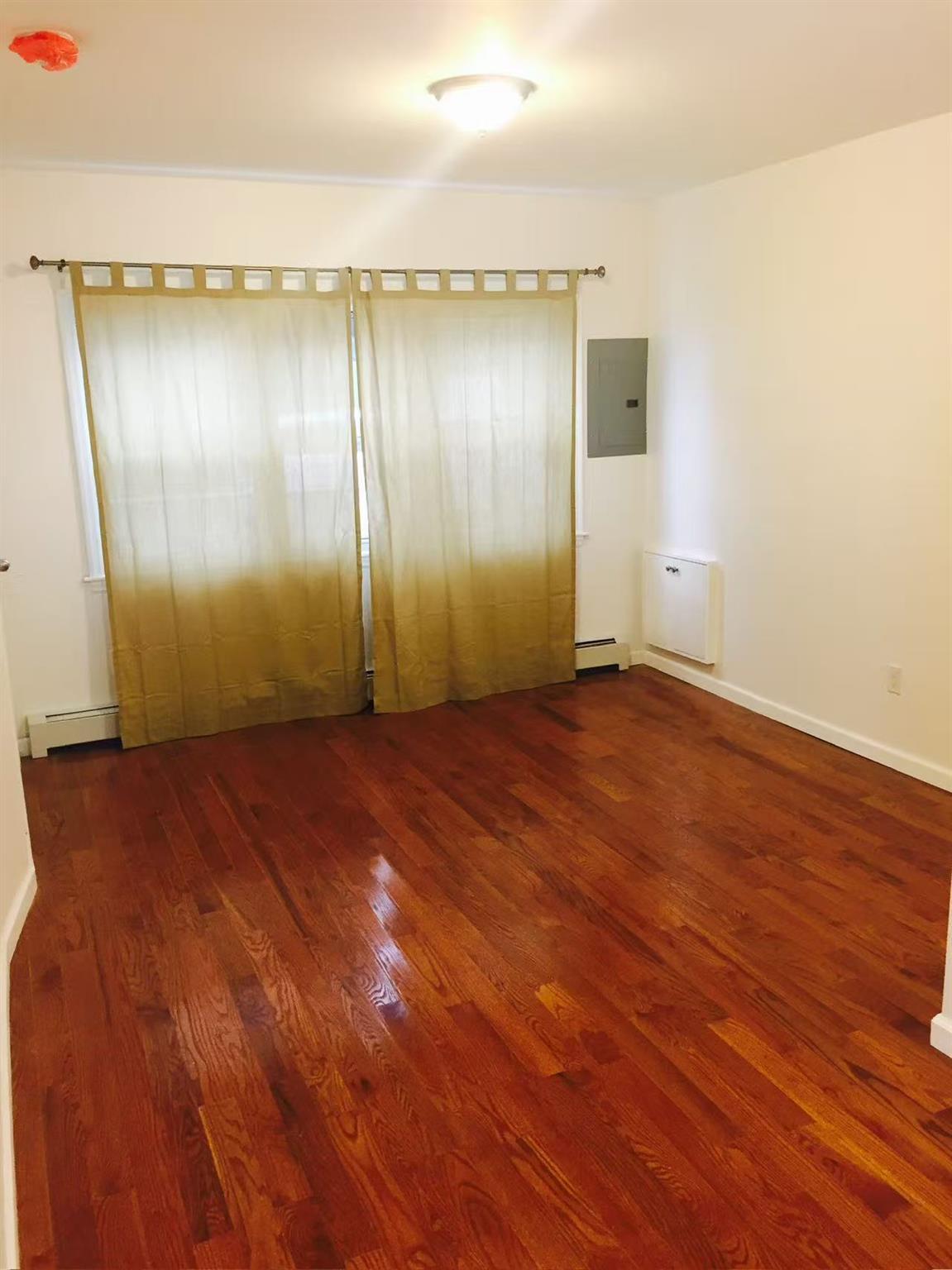 Single Family 57  Queens, NY 11378, MLS-859570-9