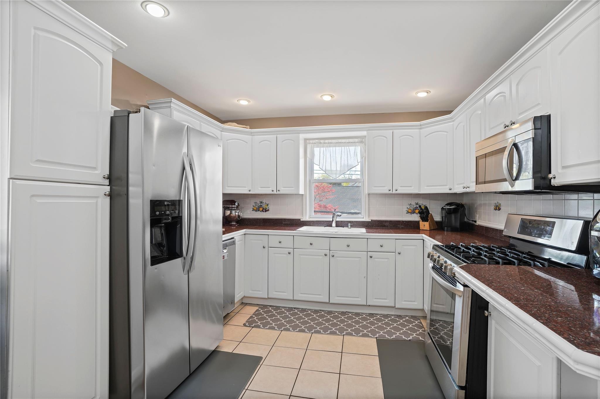 Single Family Marietta  Westchester County, NY 10532, MLS-859579-8
