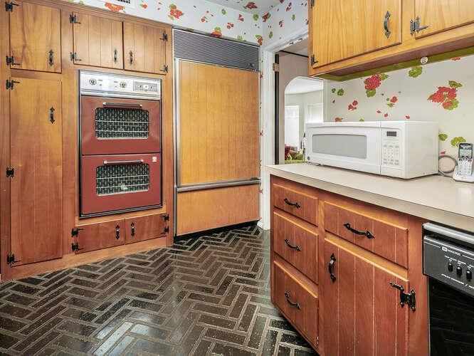 Single Family Lisa  Suffolk County, NY 11746, MLS-859580-11