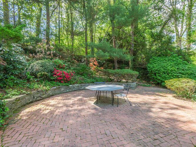 Single Family Lisa  Suffolk County, NY 11746, MLS-859580-31