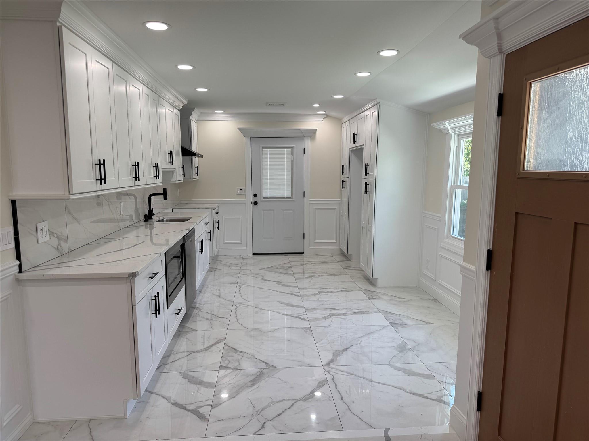 Single Family Henry  Suffolk County, NY 11798, MLS-859582-6