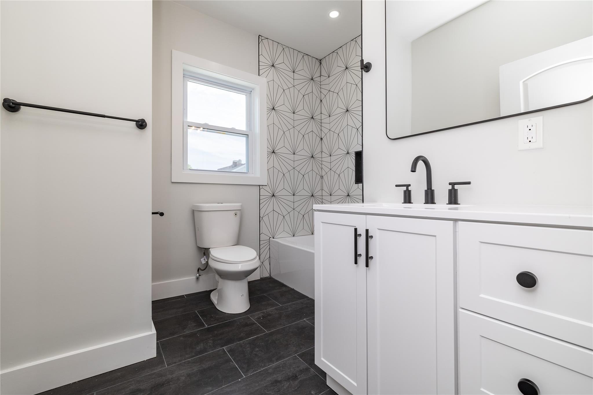 Single Family Brunswick  Queens, NY 11691, MLS-859588-23