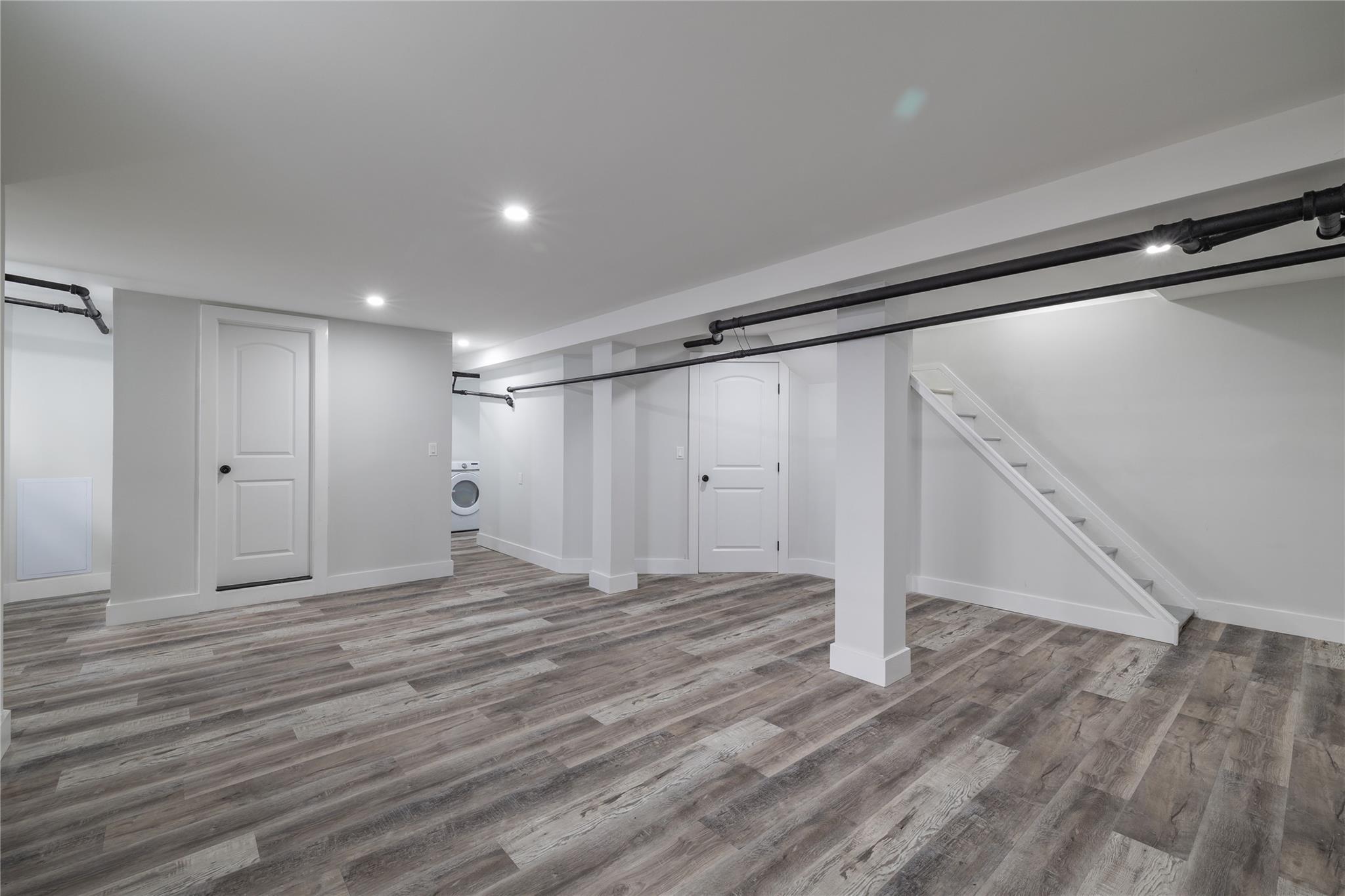 Single Family Brunswick  Queens, NY 11691, MLS-859588-26