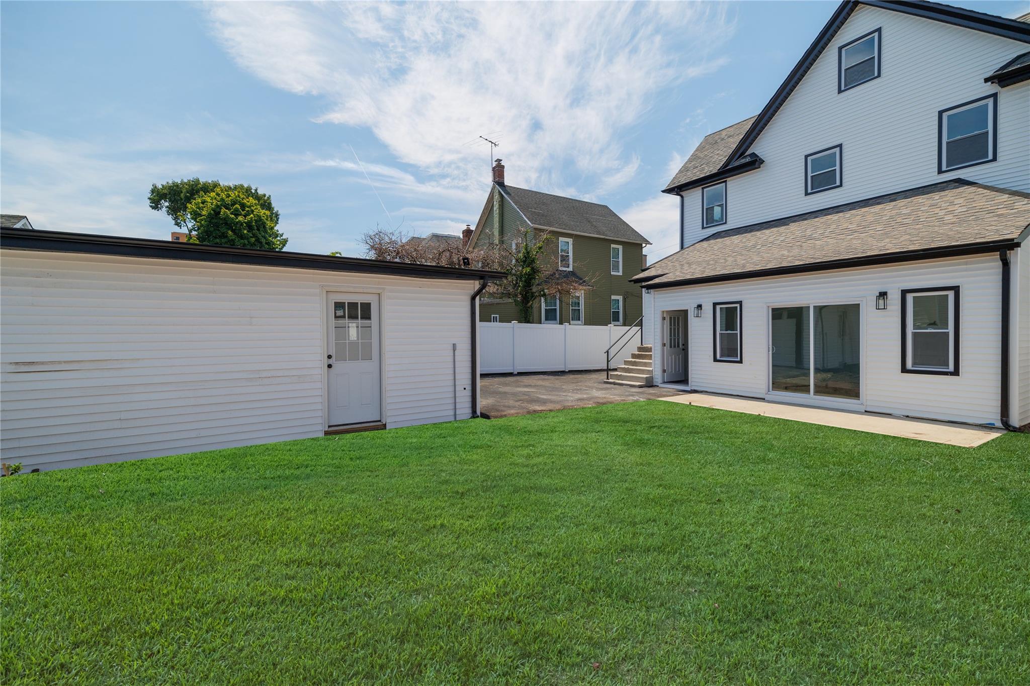 Single Family Brunswick  Queens, NY 11691, MLS-859588-31