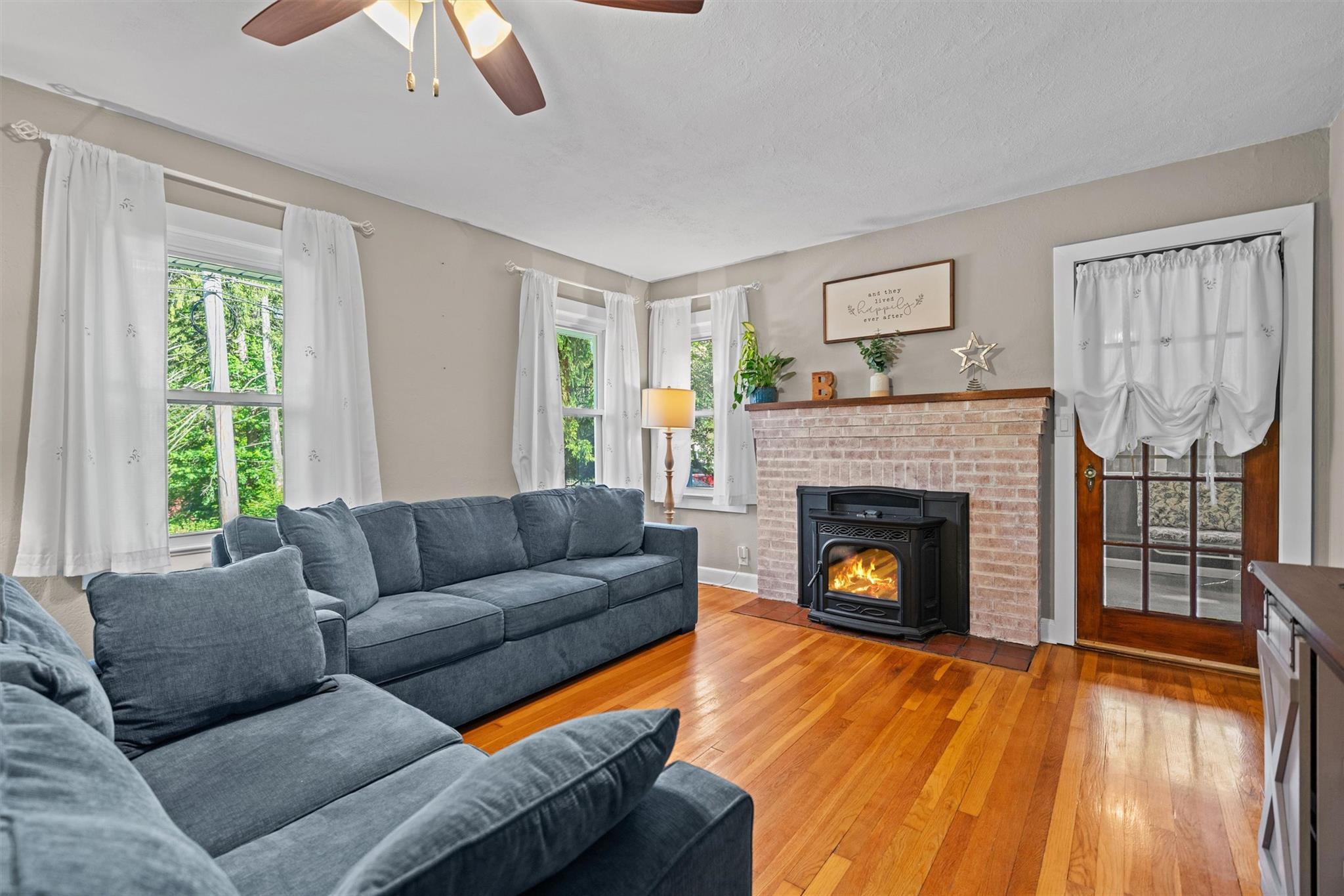 Single Family Waldron  Rockland County, NY 10974, MLS-859589-11