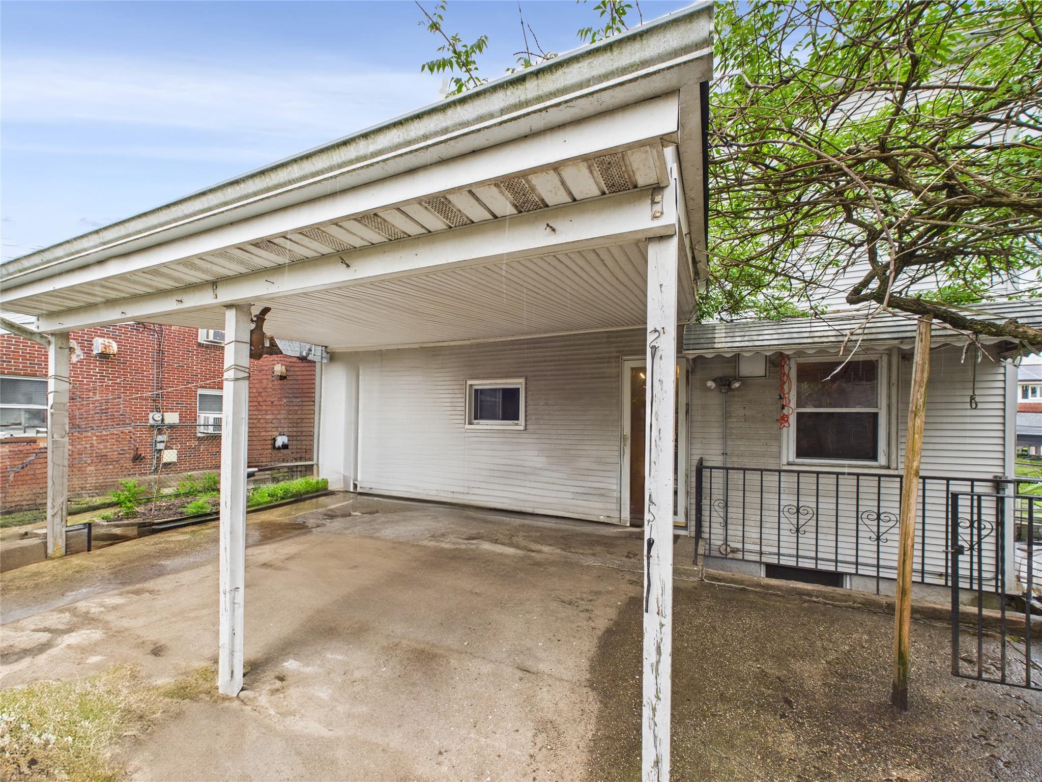 Single Family Gables  Nassau County, NY 11801, MLS-859609-20