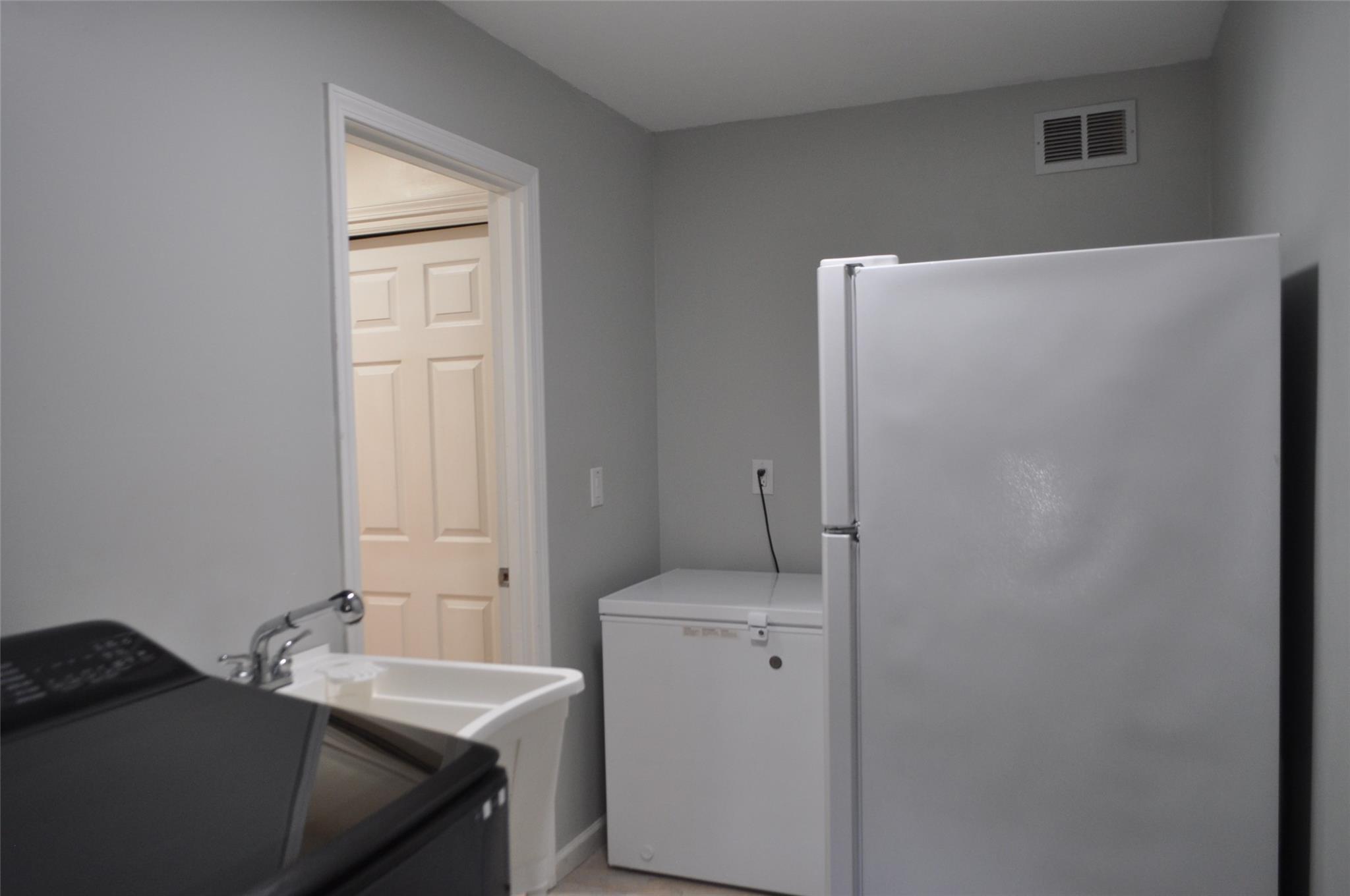 Single Family Leo  Dutchess County, NY 12570, MLS-859617-9