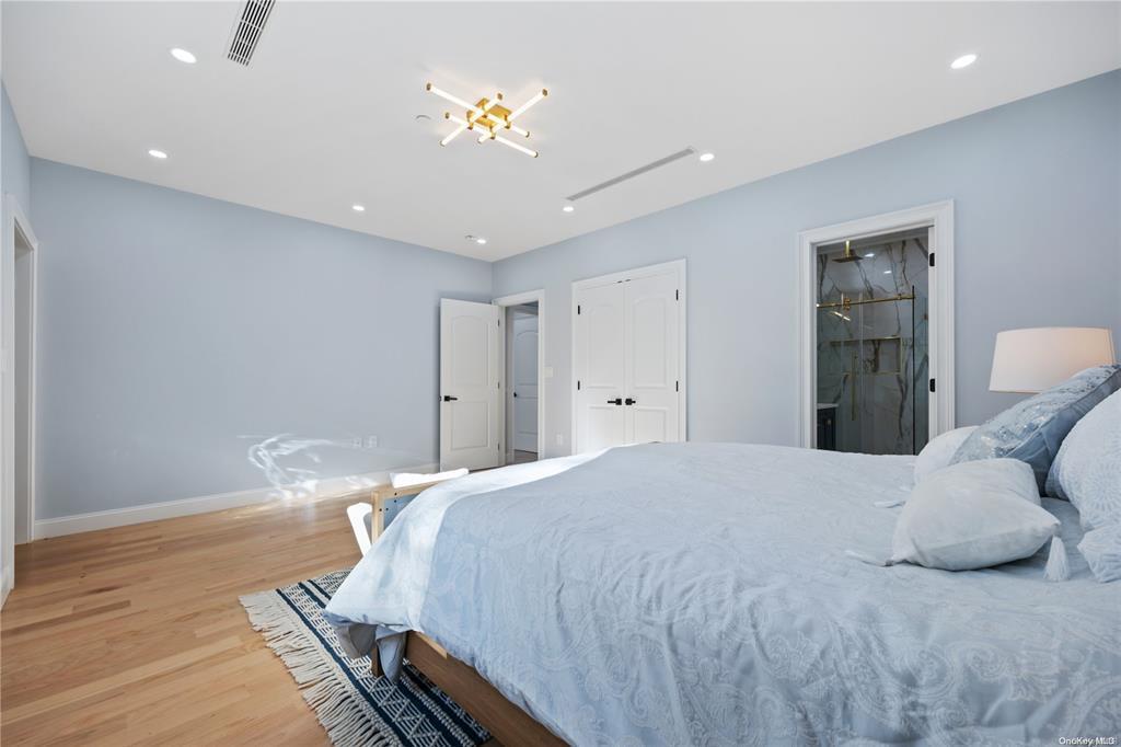 Single Family Glenwood  Queens, NY 11362, MLS-859625-18