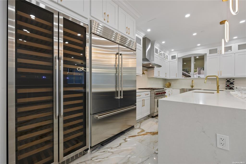 Single Family Glenwood  Queens, NY 11362, MLS-859625-8
