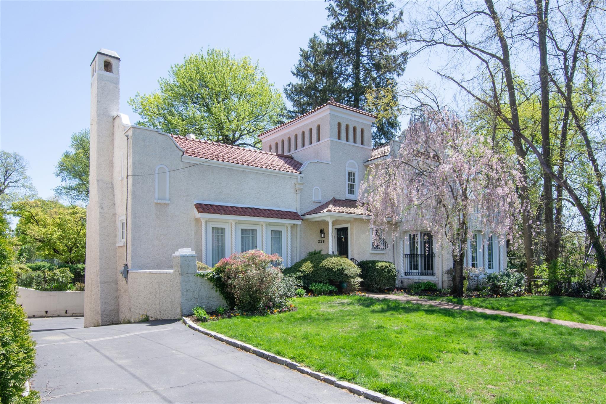 Single Family Hudson  Westchester County, NY 10803, MLS-859626-2