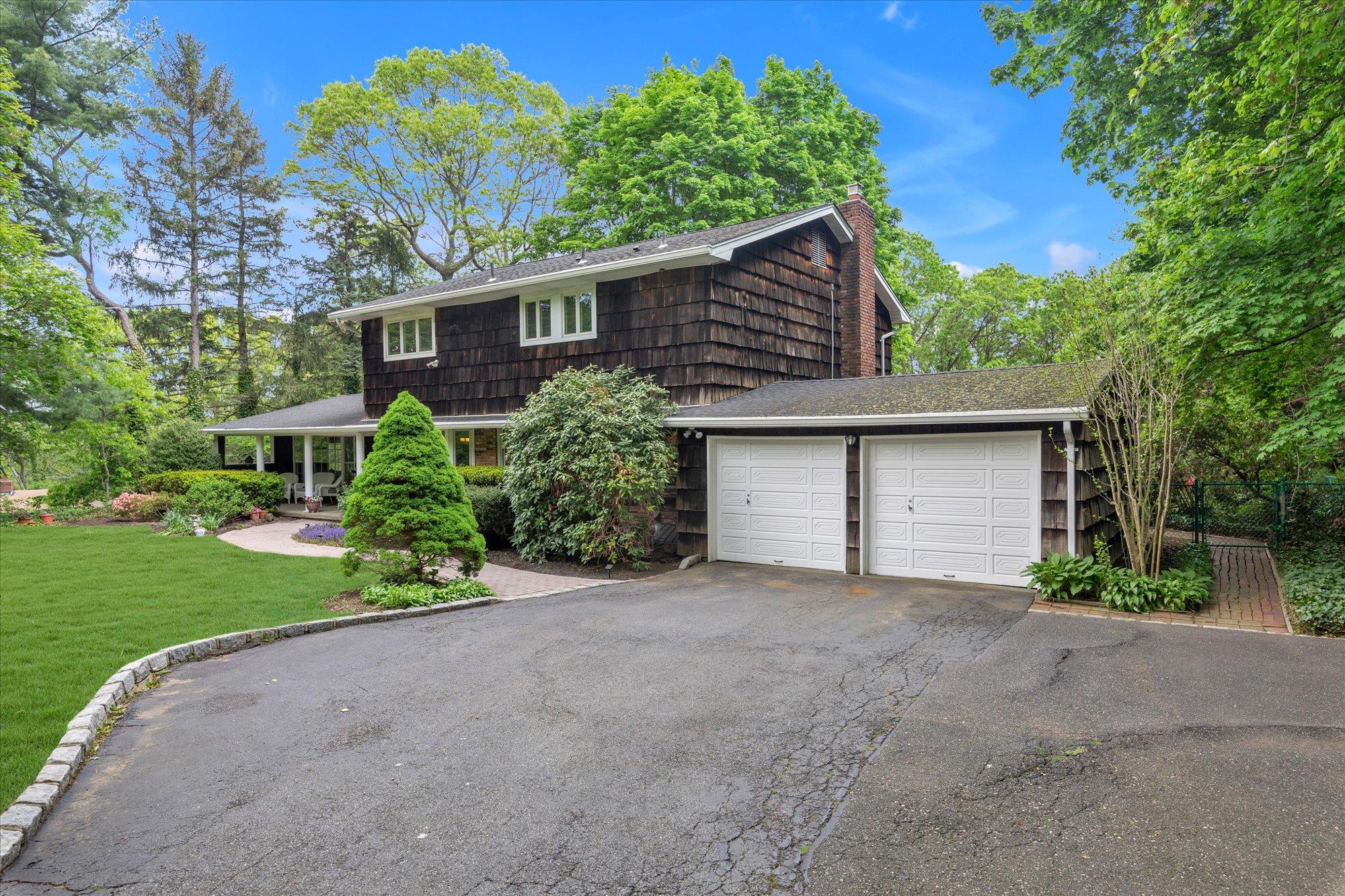 Single Family Bramble  Suffolk County, NY 11747, MLS-859641-22