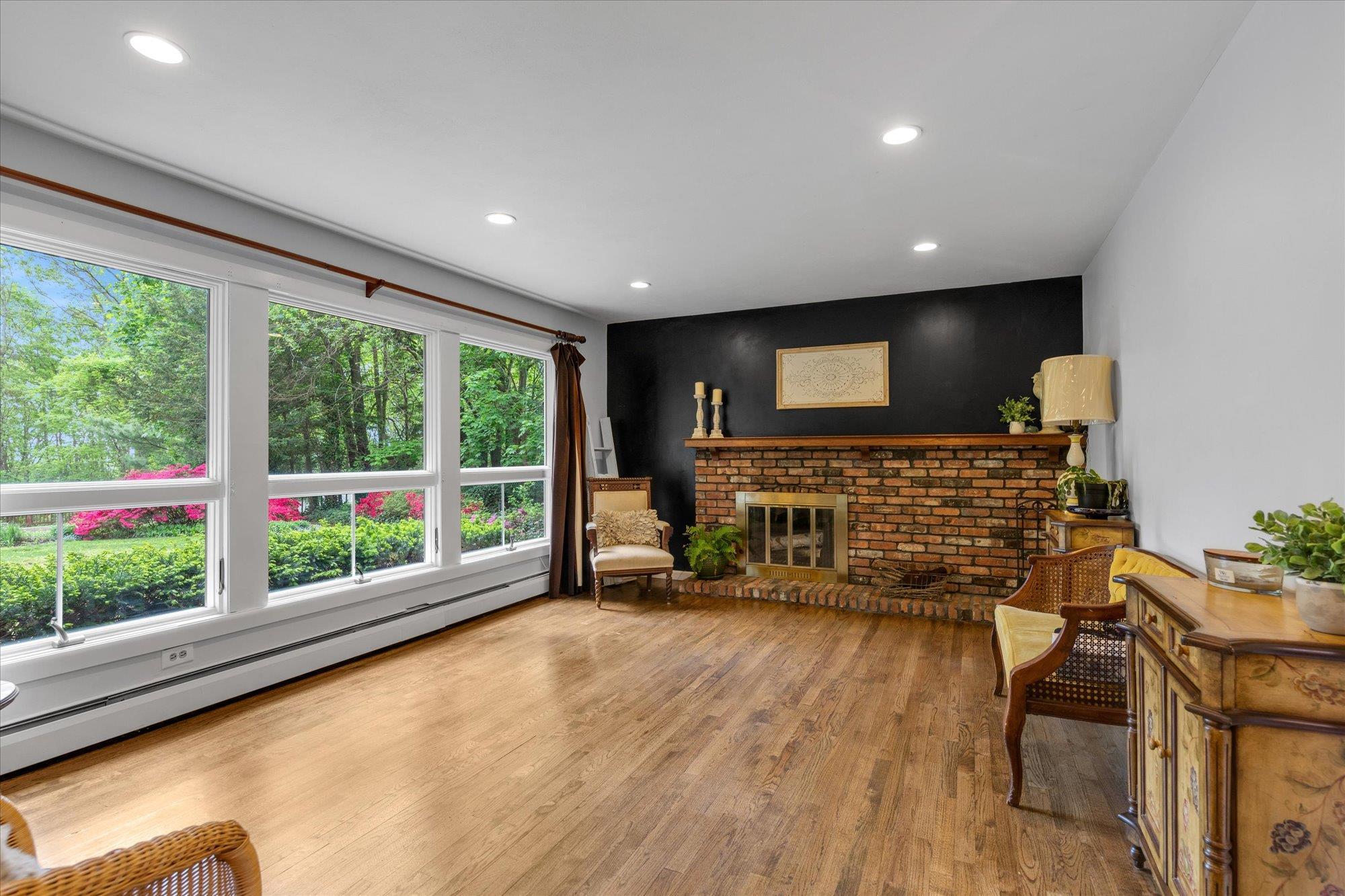 Single Family Bramble  Suffolk County, NY 11747, MLS-859641-6