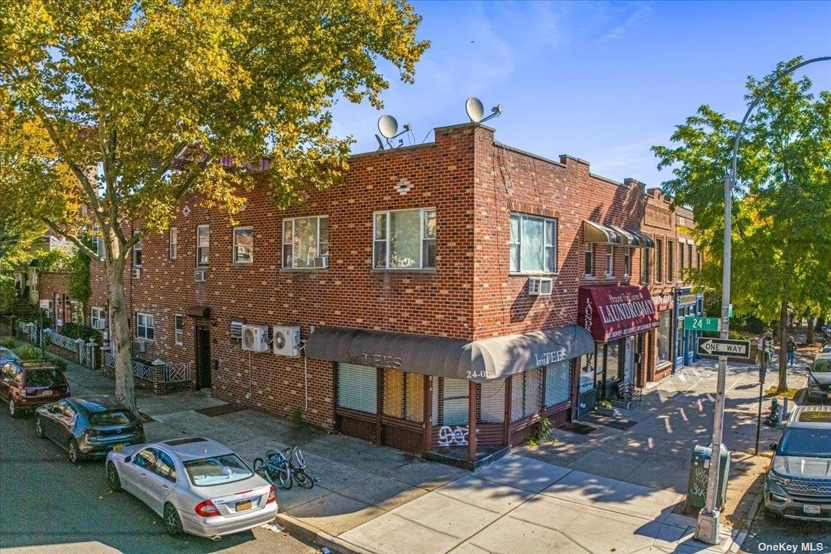 Single Family 23rd  Queens, NY 11105, MLS-859642-2
