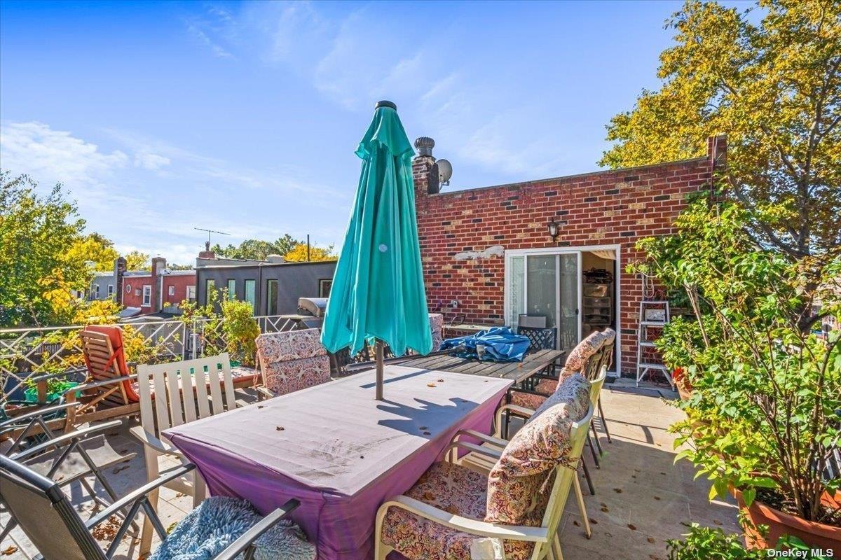 Single Family 23rd  Queens, NY 11105, MLS-859642-9