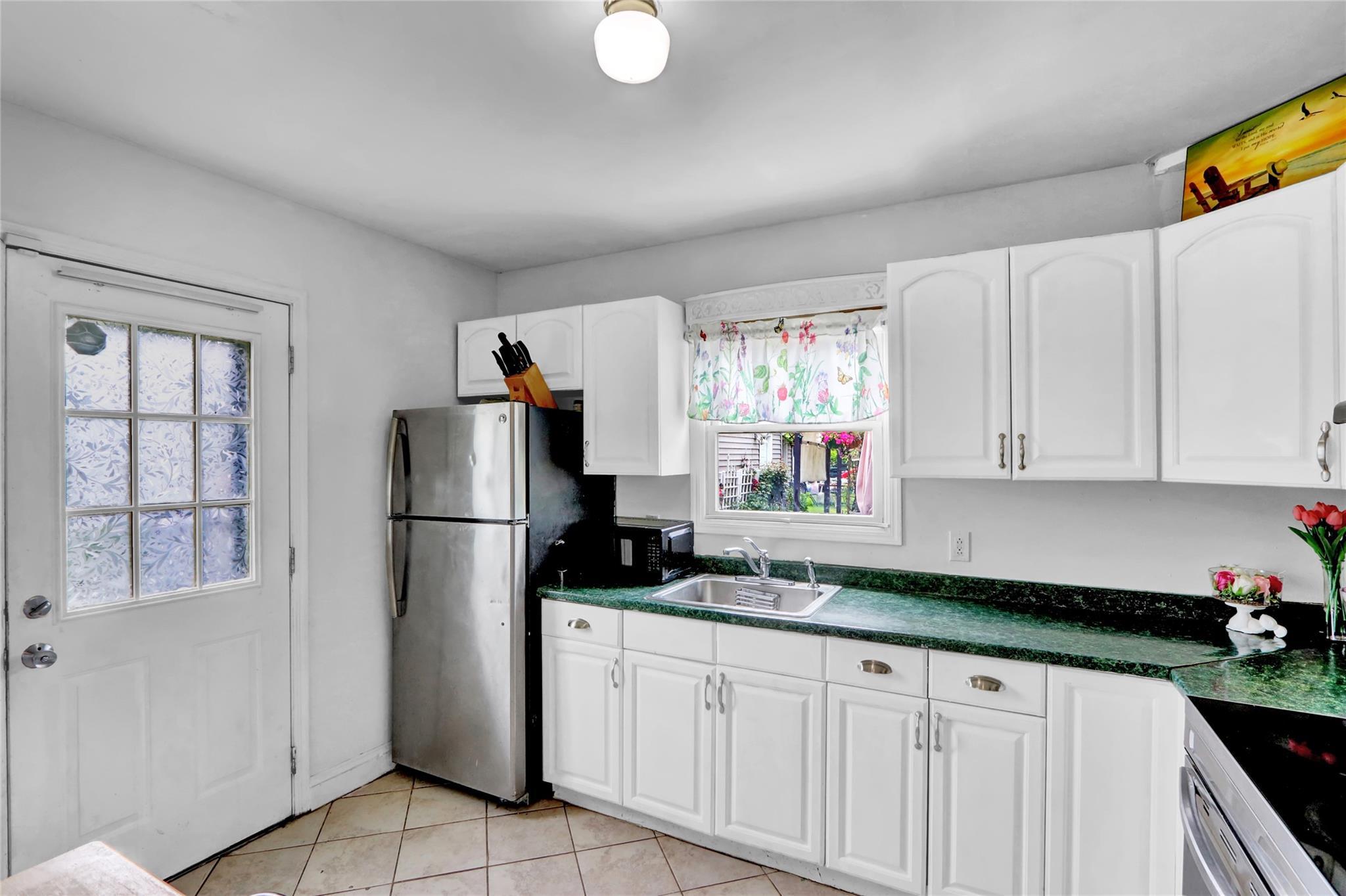 Single Family Haynes  Suffolk County, NY 11795, MLS-859645-12