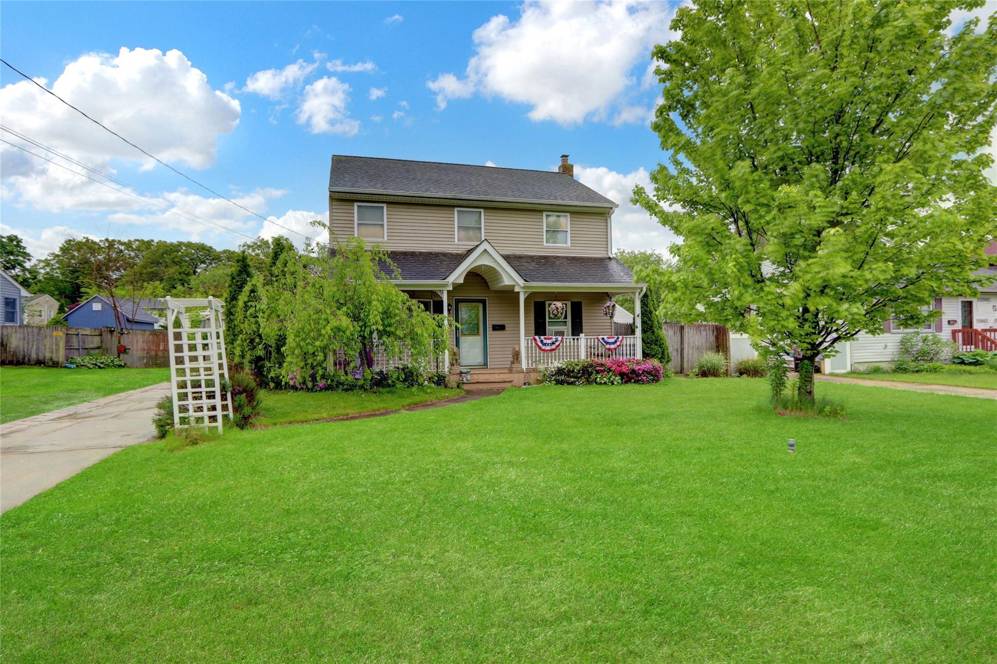 Single Family Haynes  Suffolk County, NY 11795, MLS-859645-2