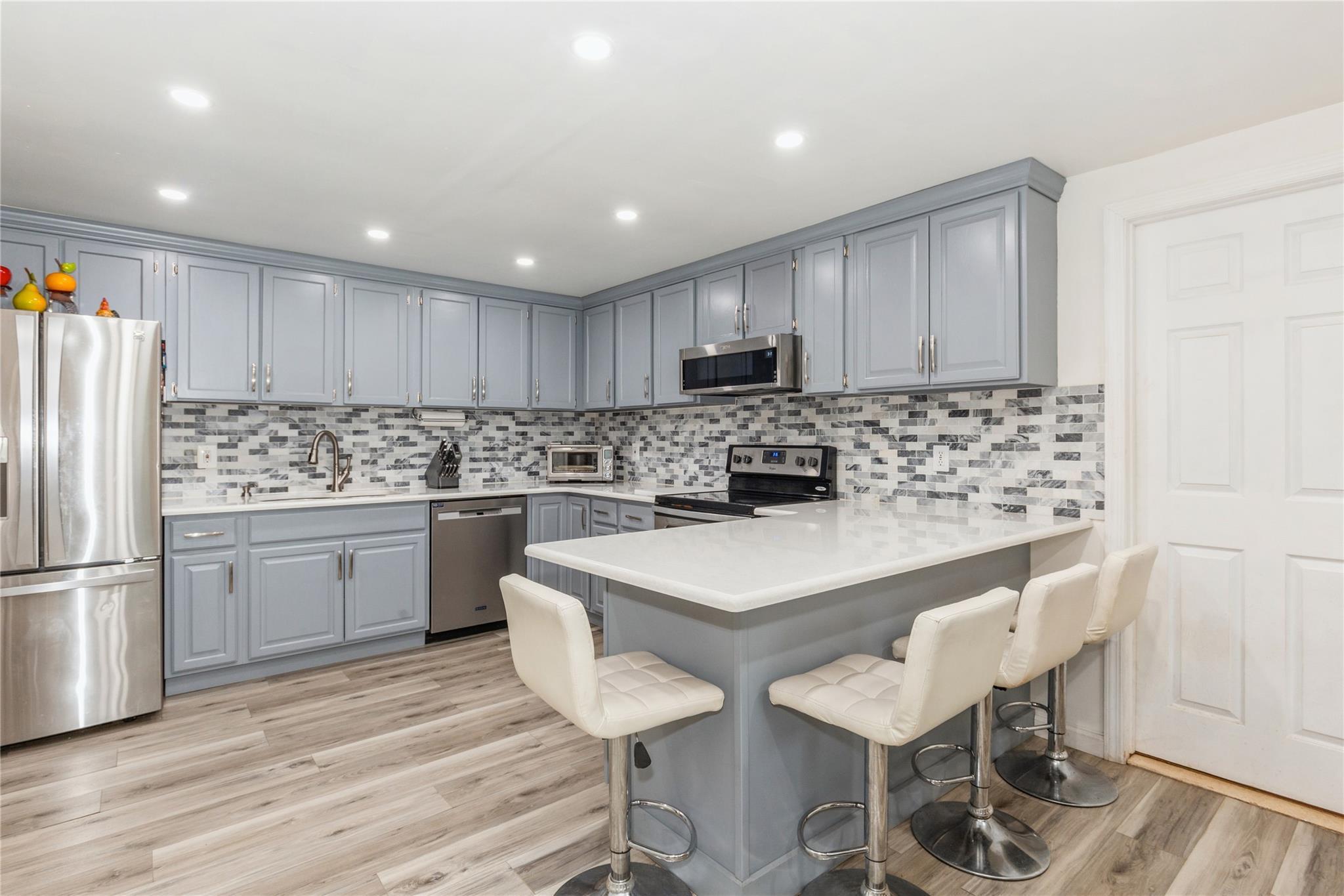 Single Family Southaven  Suffolk County, NY 11763, MLS-859655-26