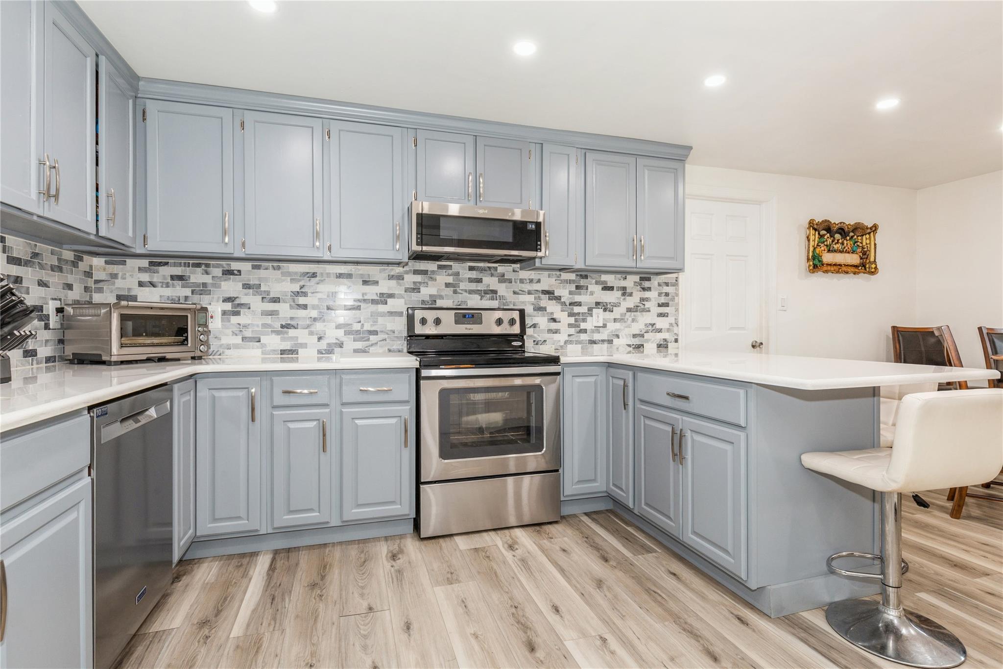 Single Family Southaven  Suffolk County, NY 11763, MLS-859655-29
