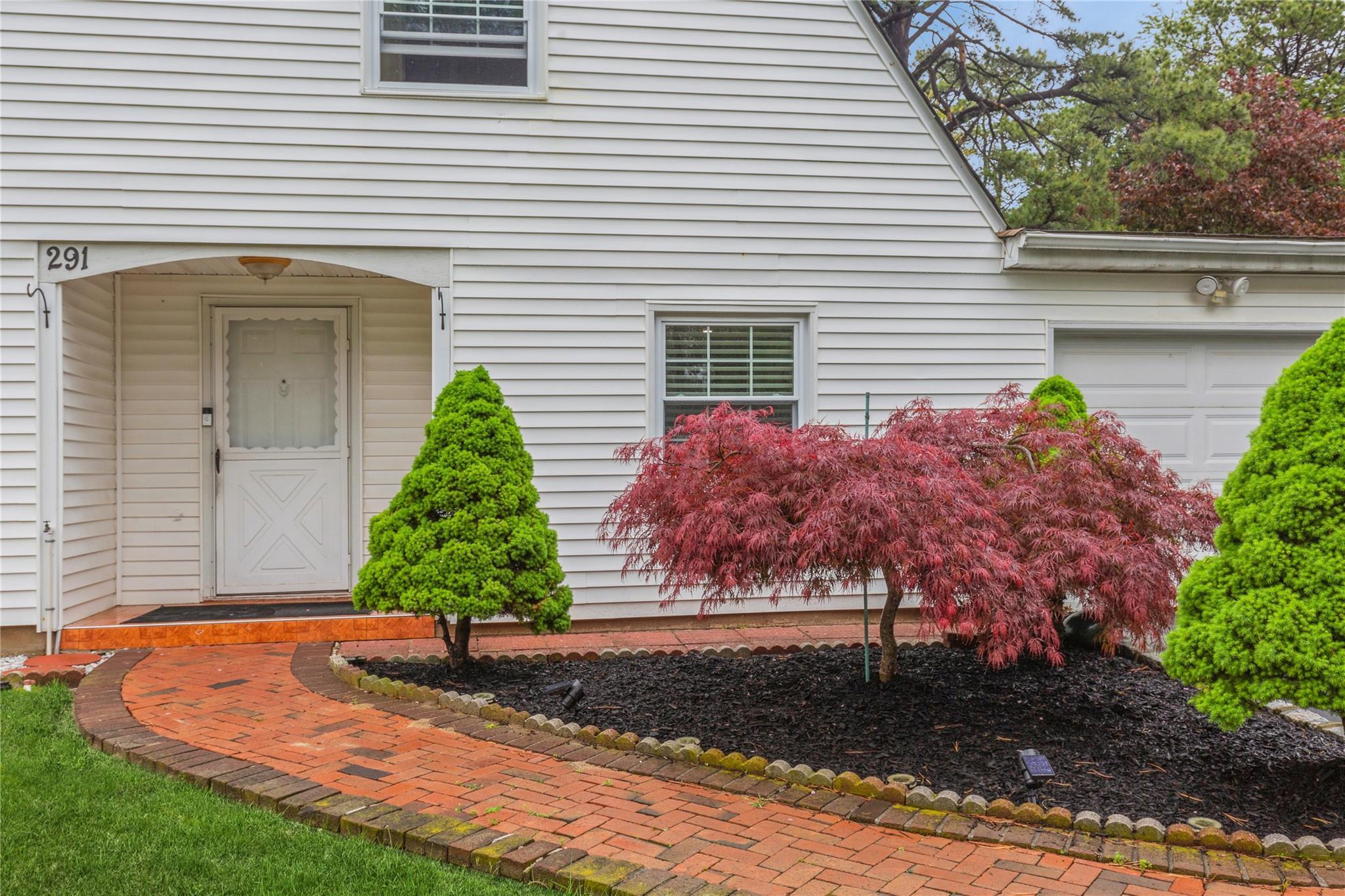 Single Family Southaven  Suffolk County, NY 11763, MLS-859655-4