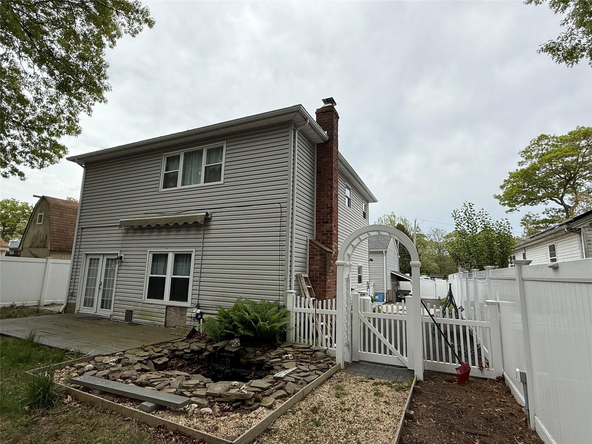 Single Family Victory  Suffolk County, NY 11967, MLS-859659-7