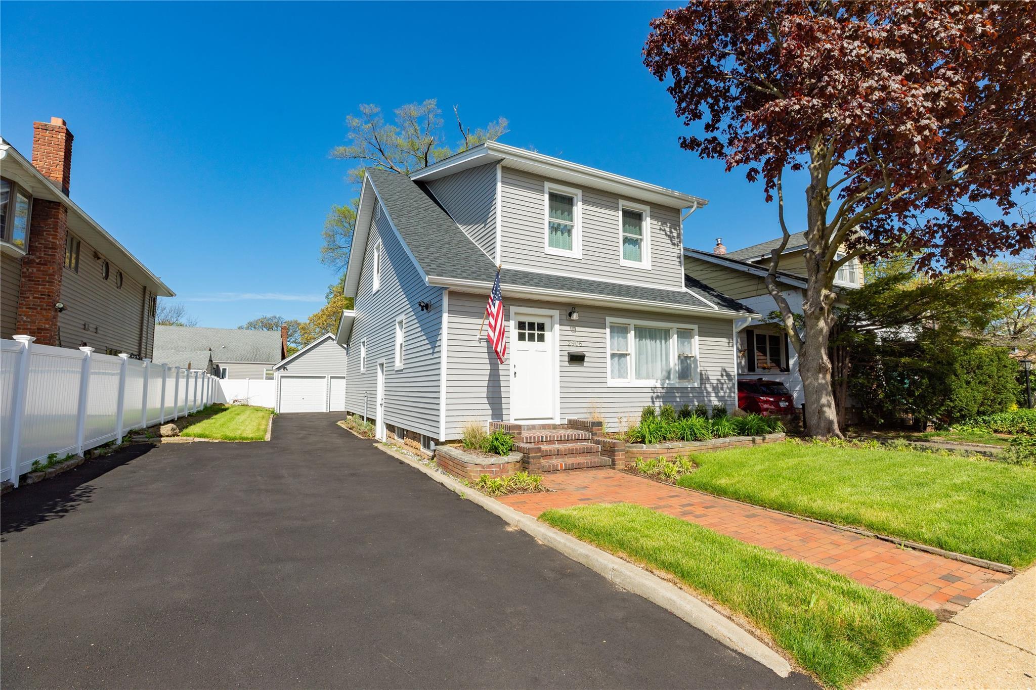 Single Family Oceanside  Nassau County, NY 11572, MLS-859660-16