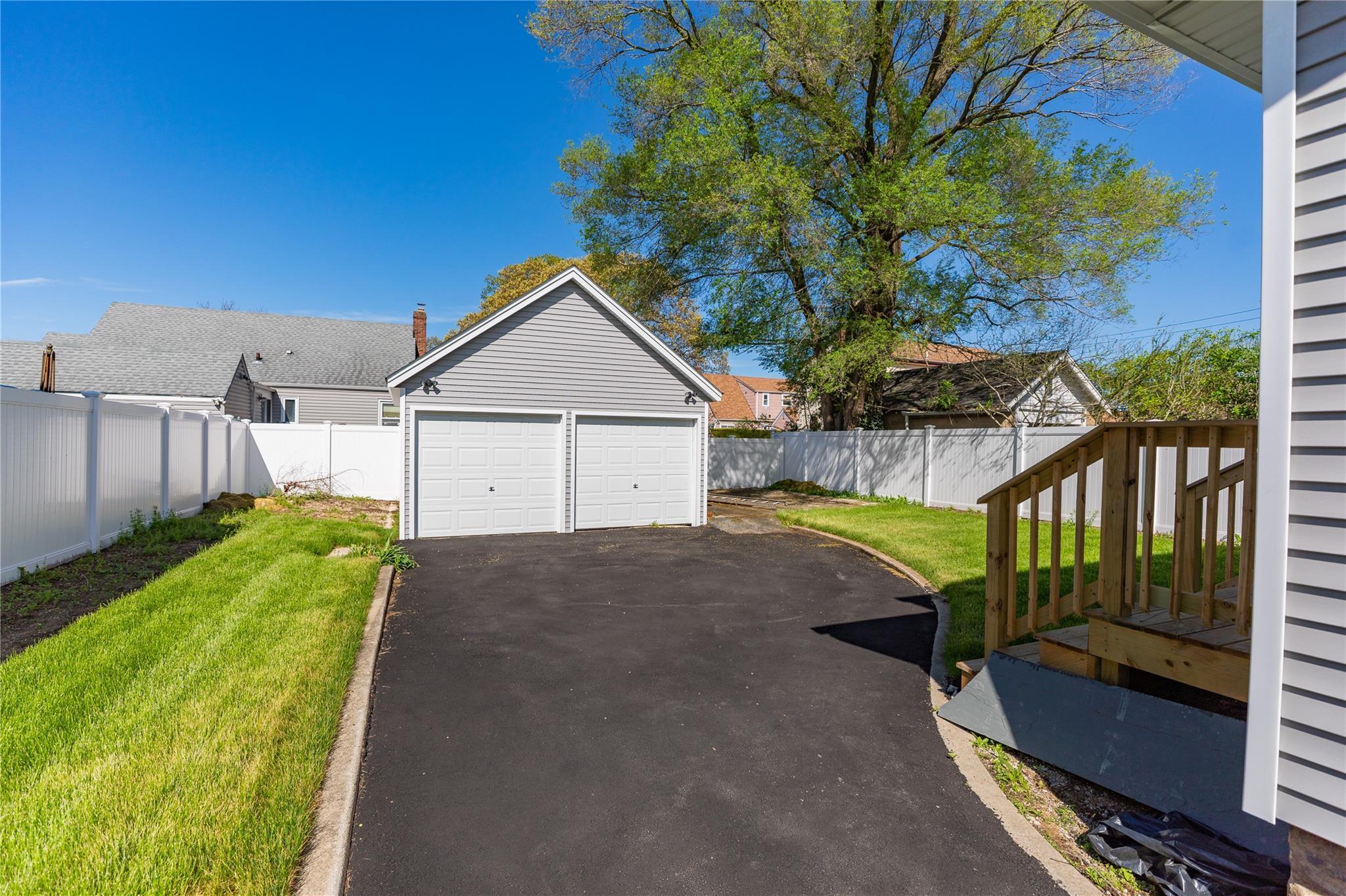 Single Family Oceanside  Nassau County, NY 11572, MLS-859660-18